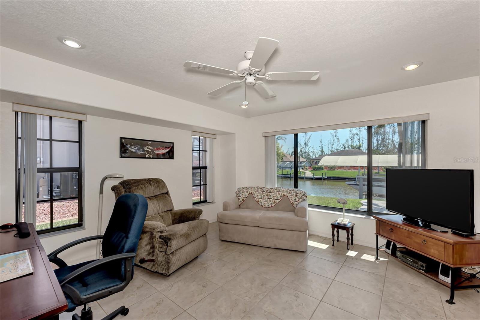 15706 VISCOUNT CIR, PORT CHARLOTTE, FL, 33981