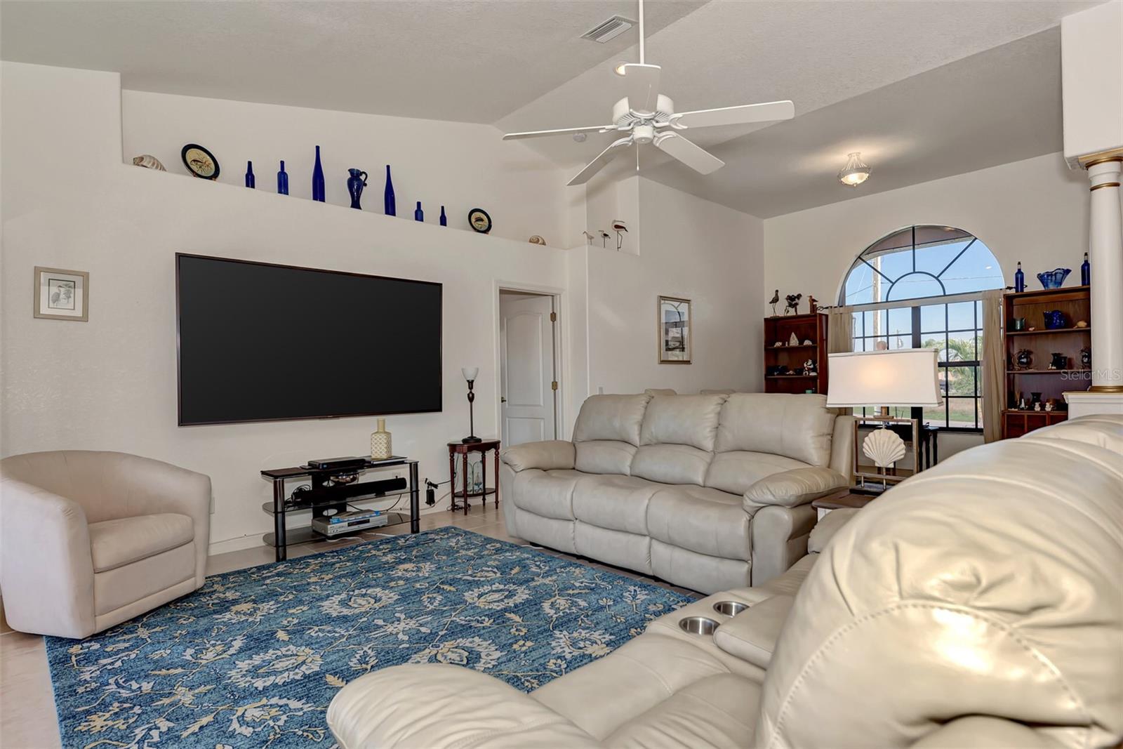 15706 VISCOUNT CIR, PORT CHARLOTTE, FL, 33981
