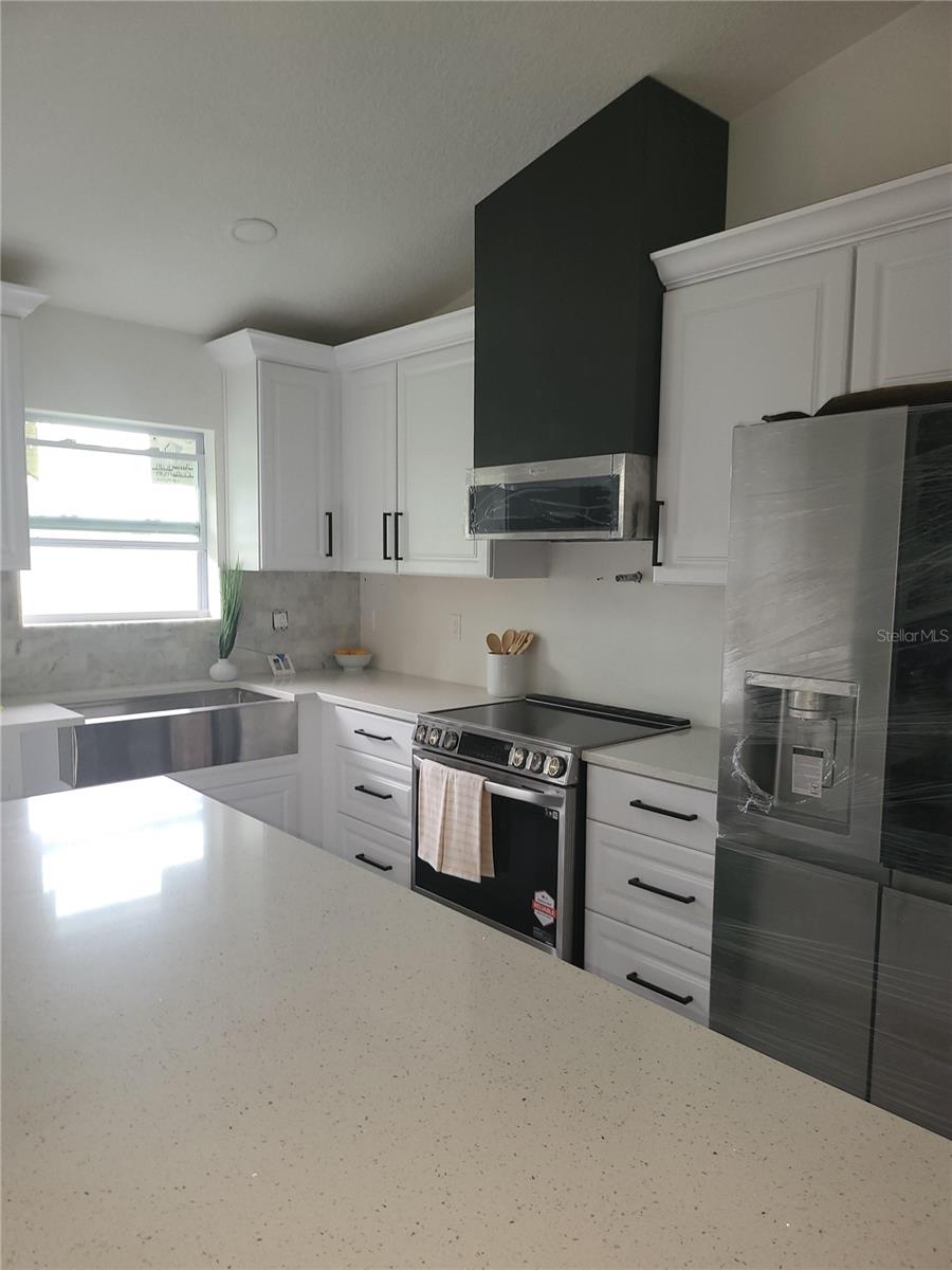 812 CHASTAIN RD, SEFFNER, FL, 33584