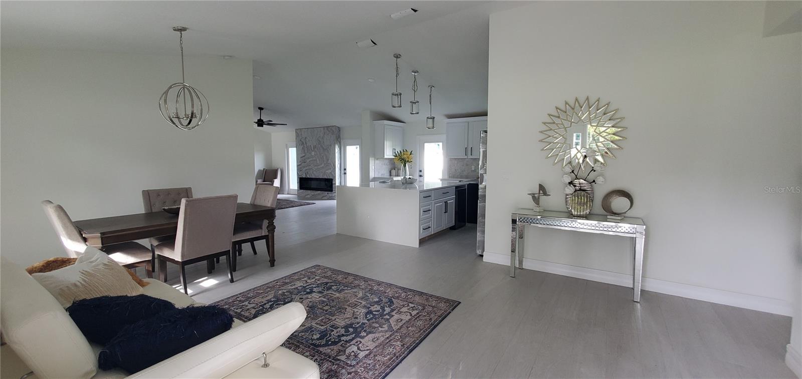 812 CHASTAIN RD, SEFFNER, FL, 33584
