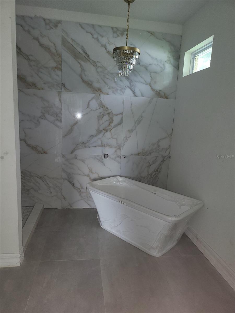 812 CHASTAIN RD, SEFFNER, FL, 33584