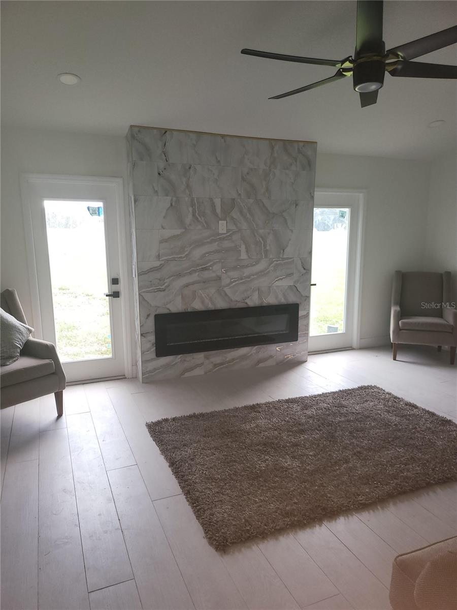 812 CHASTAIN RD, SEFFNER, FL, 33584
