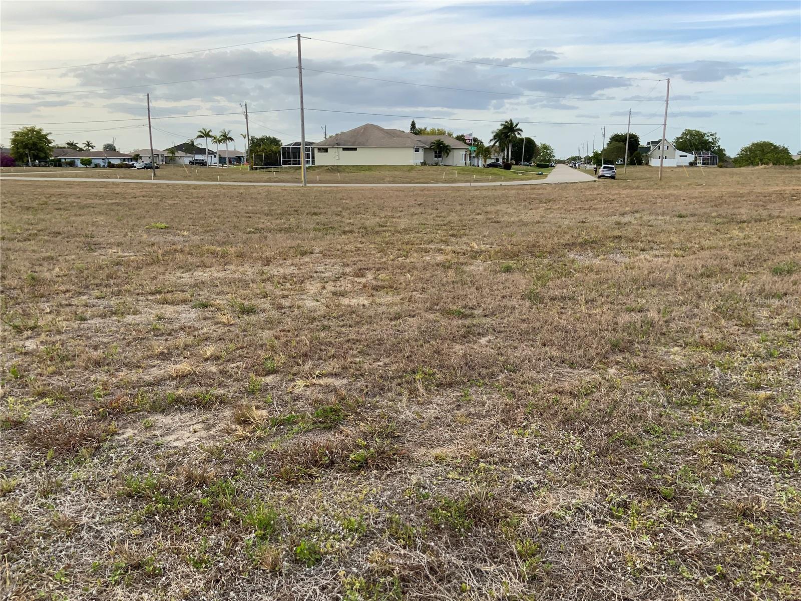 1830 NE 14TH ST, CAPE CORAL, FL, 33909