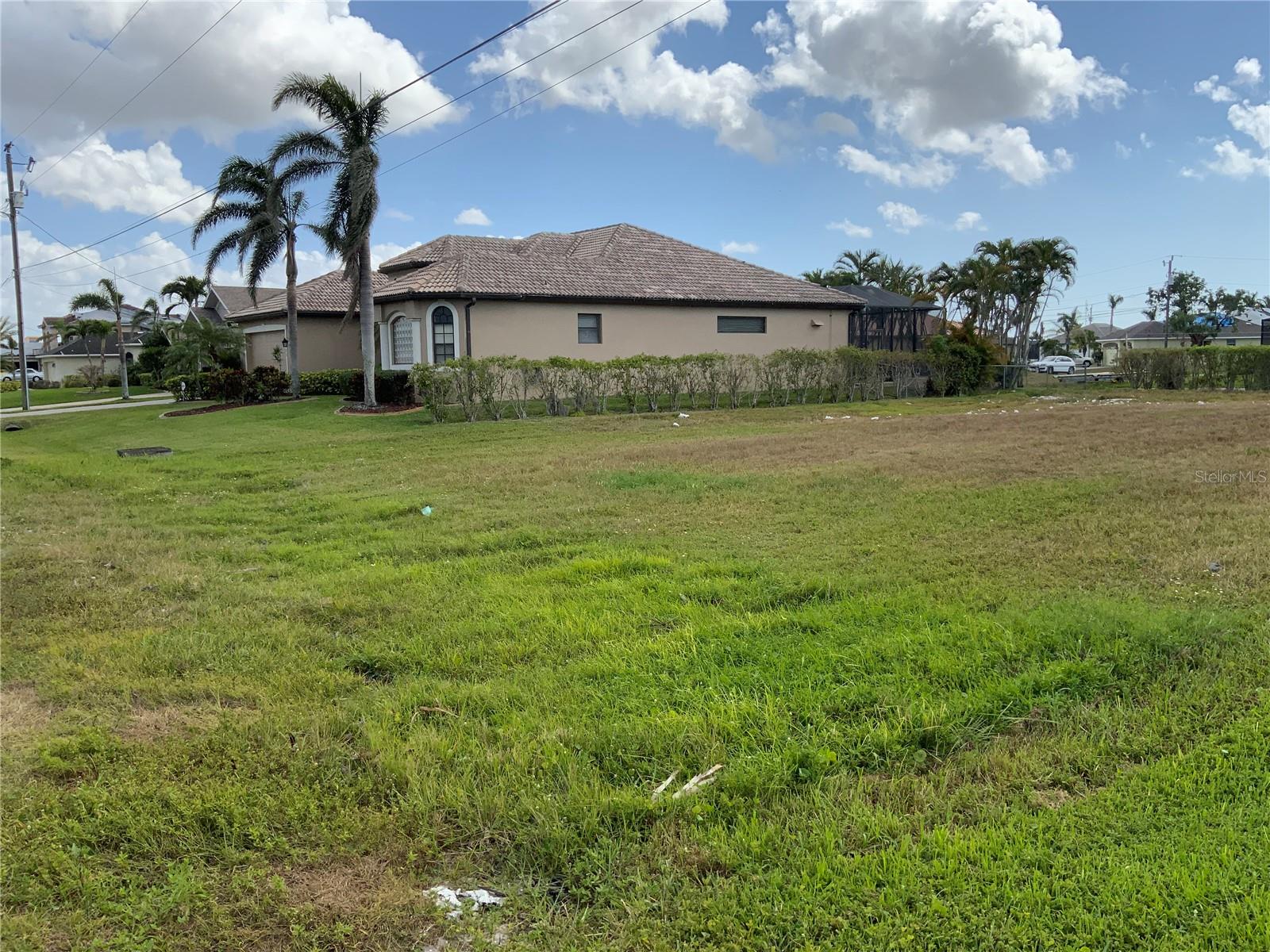 2510 MIRACLE PKWY, CAPE CORAL, FL, 33914
