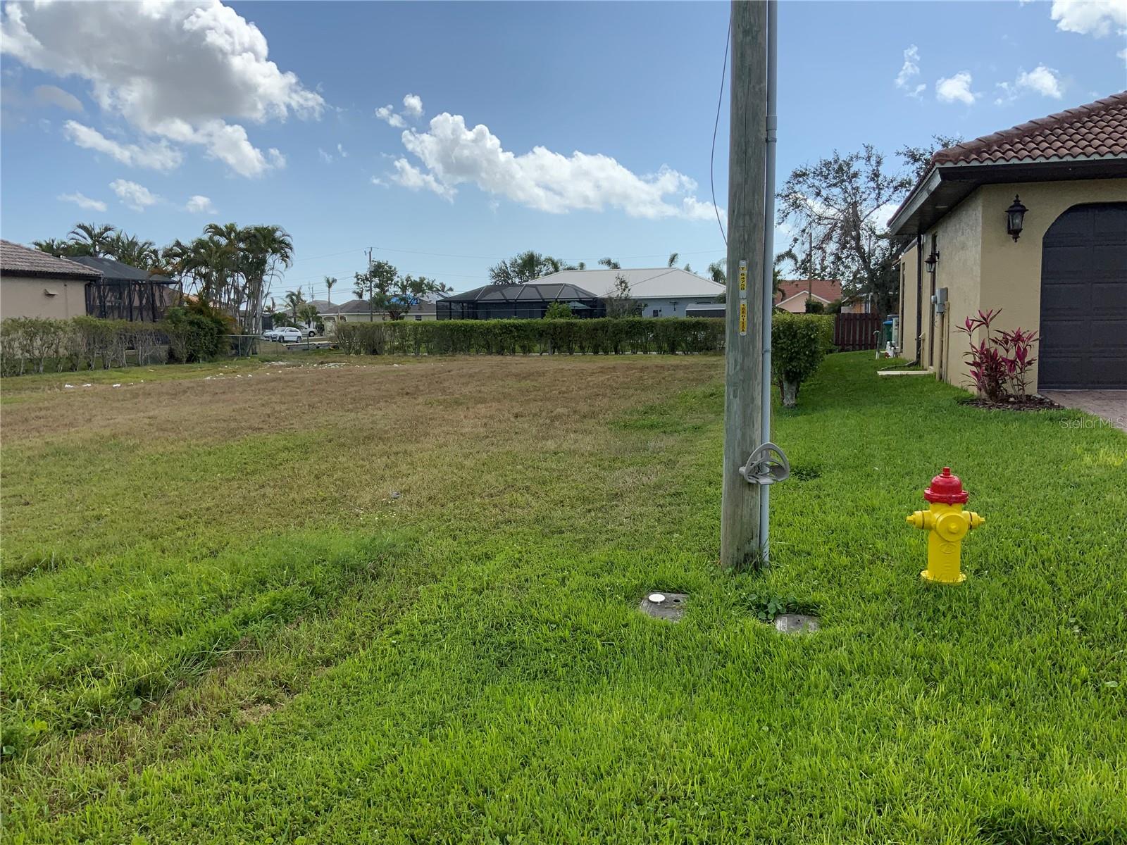 2510 MIRACLE PKWY, CAPE CORAL, FL, 33914