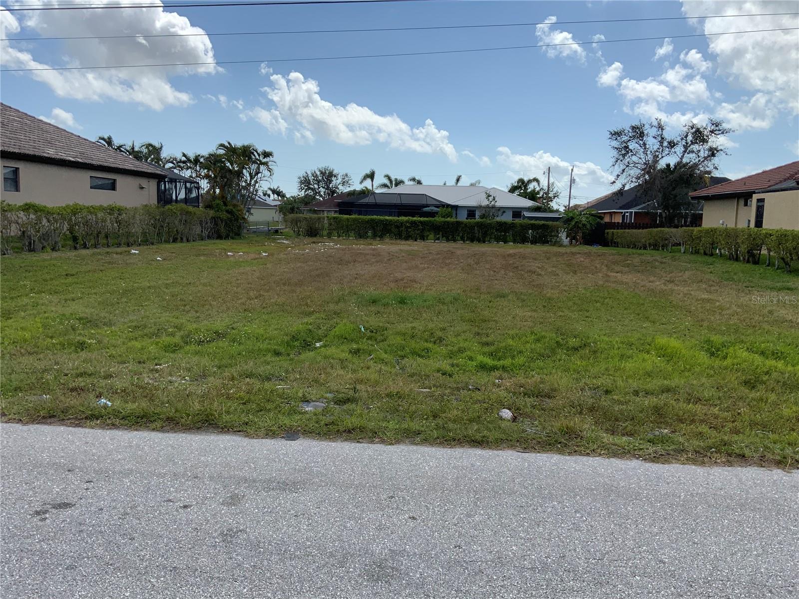 2510 MIRACLE PKWY, CAPE CORAL, FL, 33914