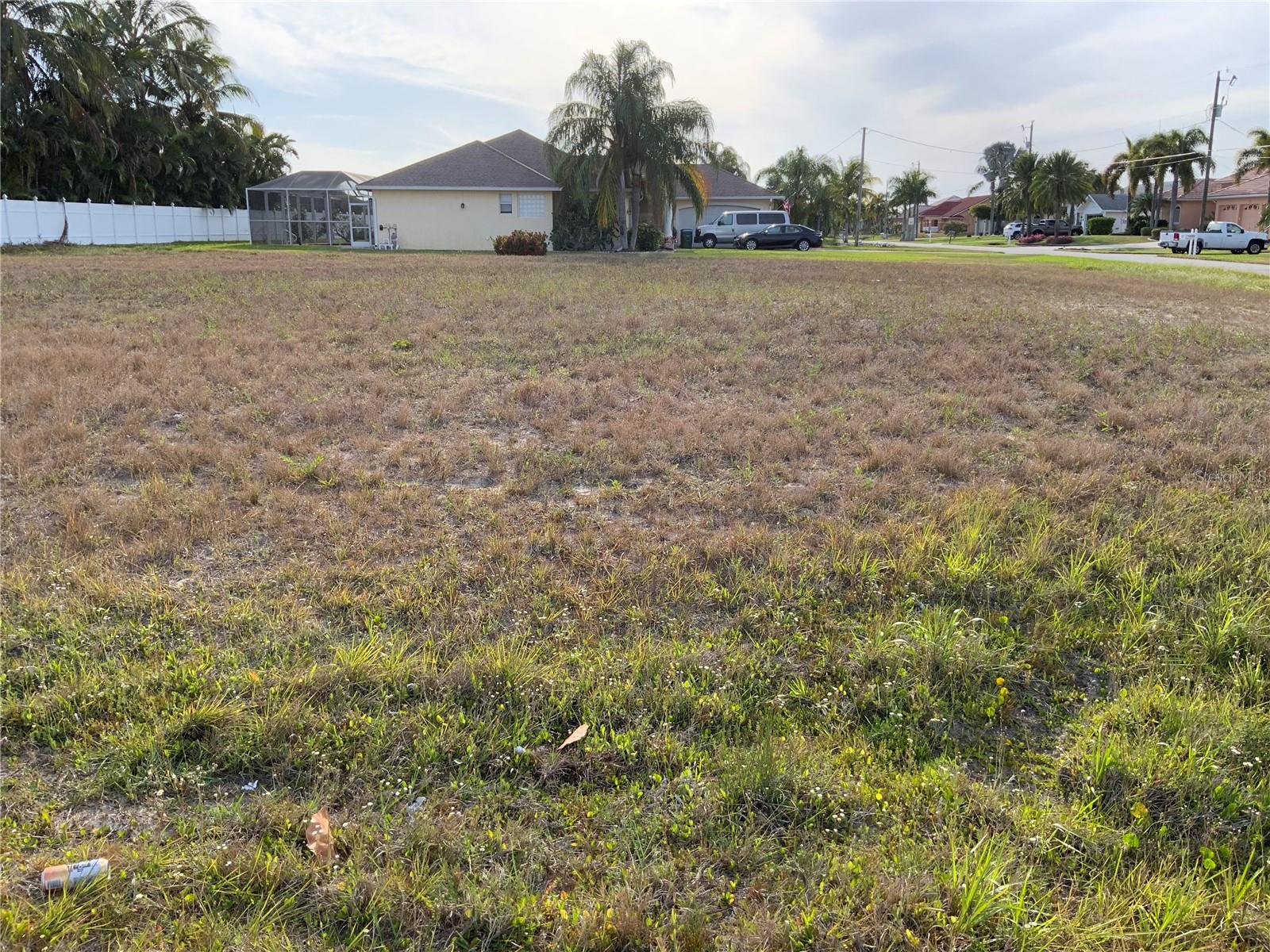 2000 SW 28TH TER, CAPE CORAL, FL, 33914