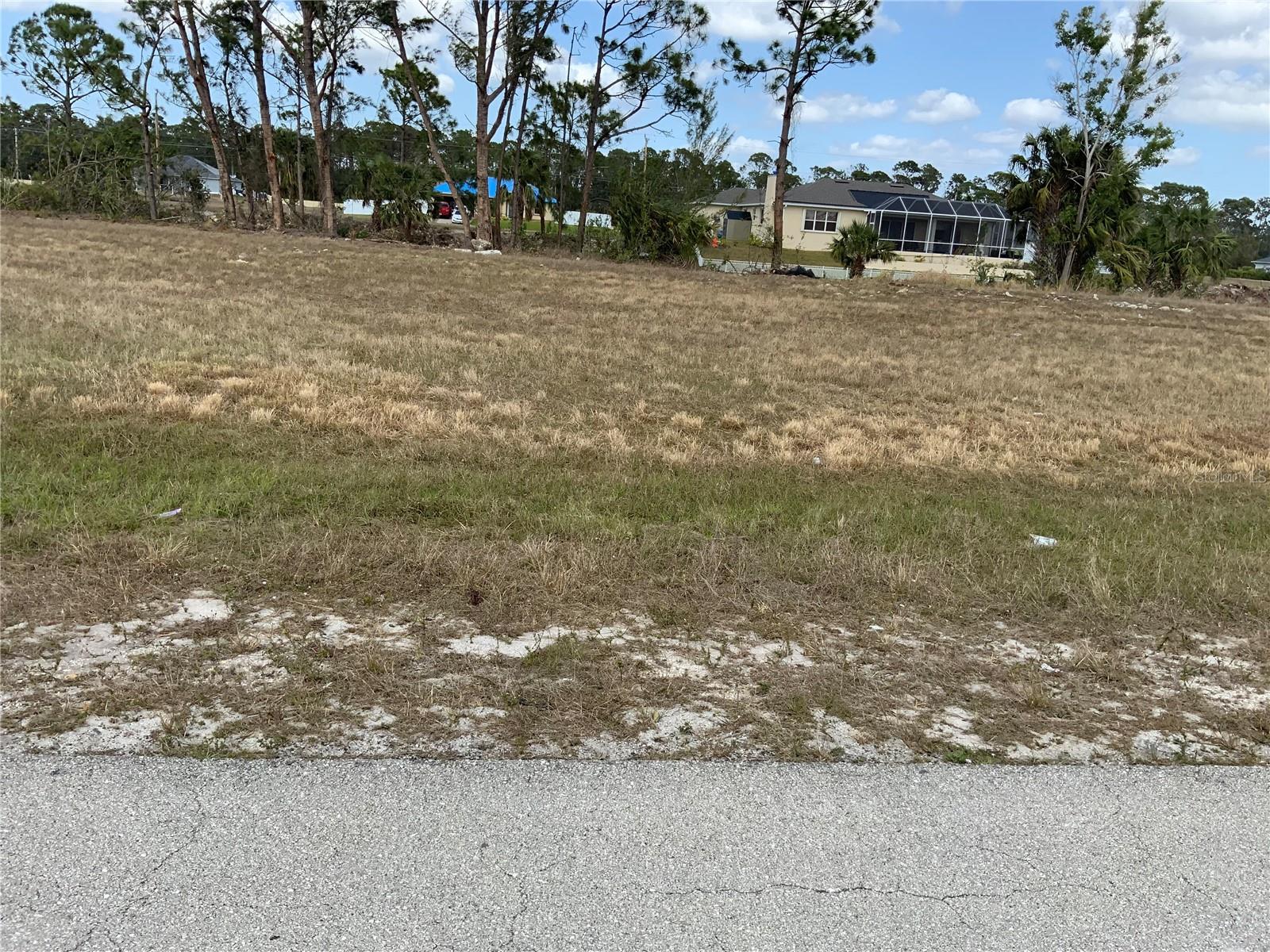 323 NE 31ST ST, CAPE CORAL, FL, 33909