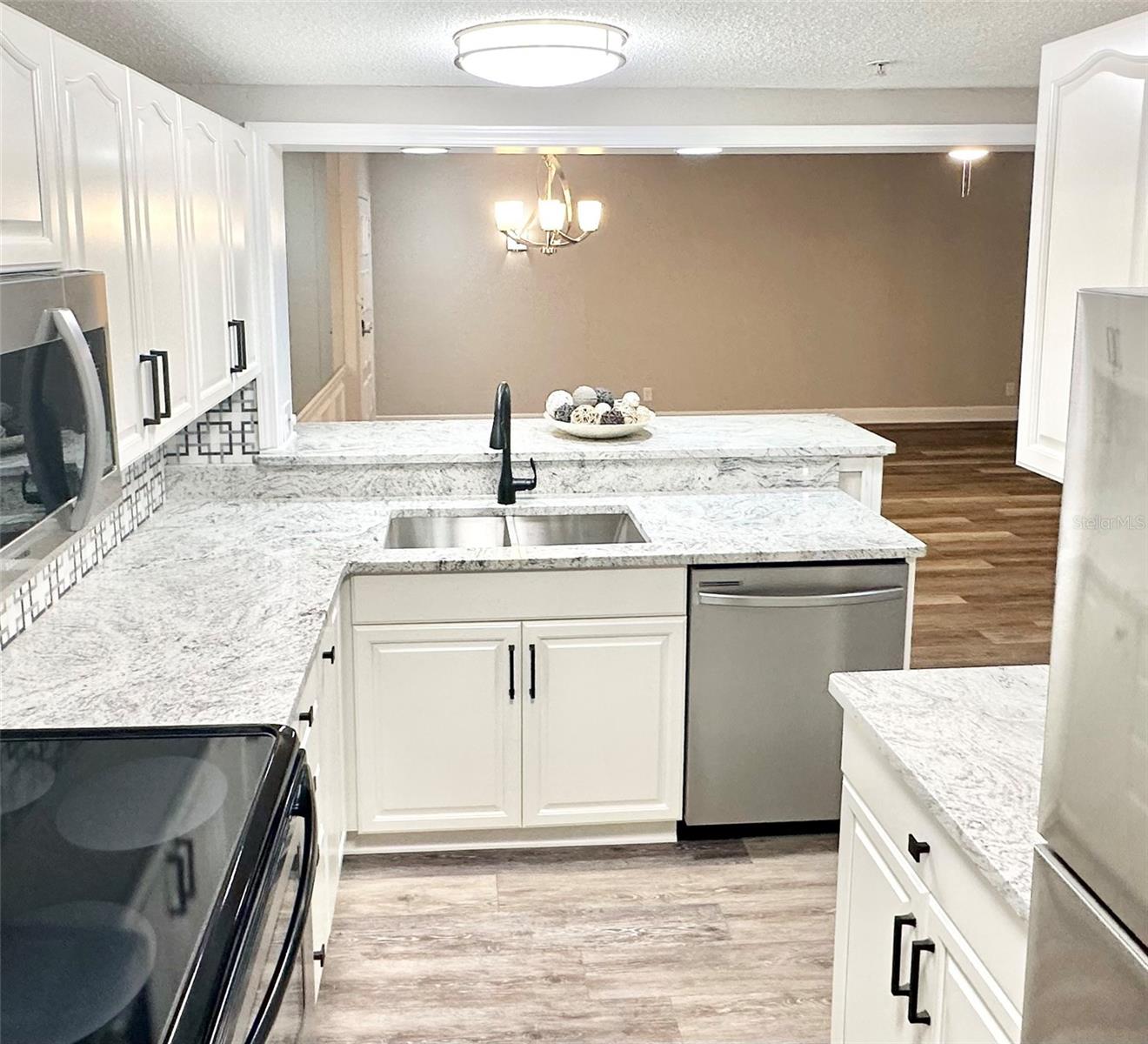 36750 US HIGHWAY 19 N #9-303, PALM HARBOR, FL, 34684