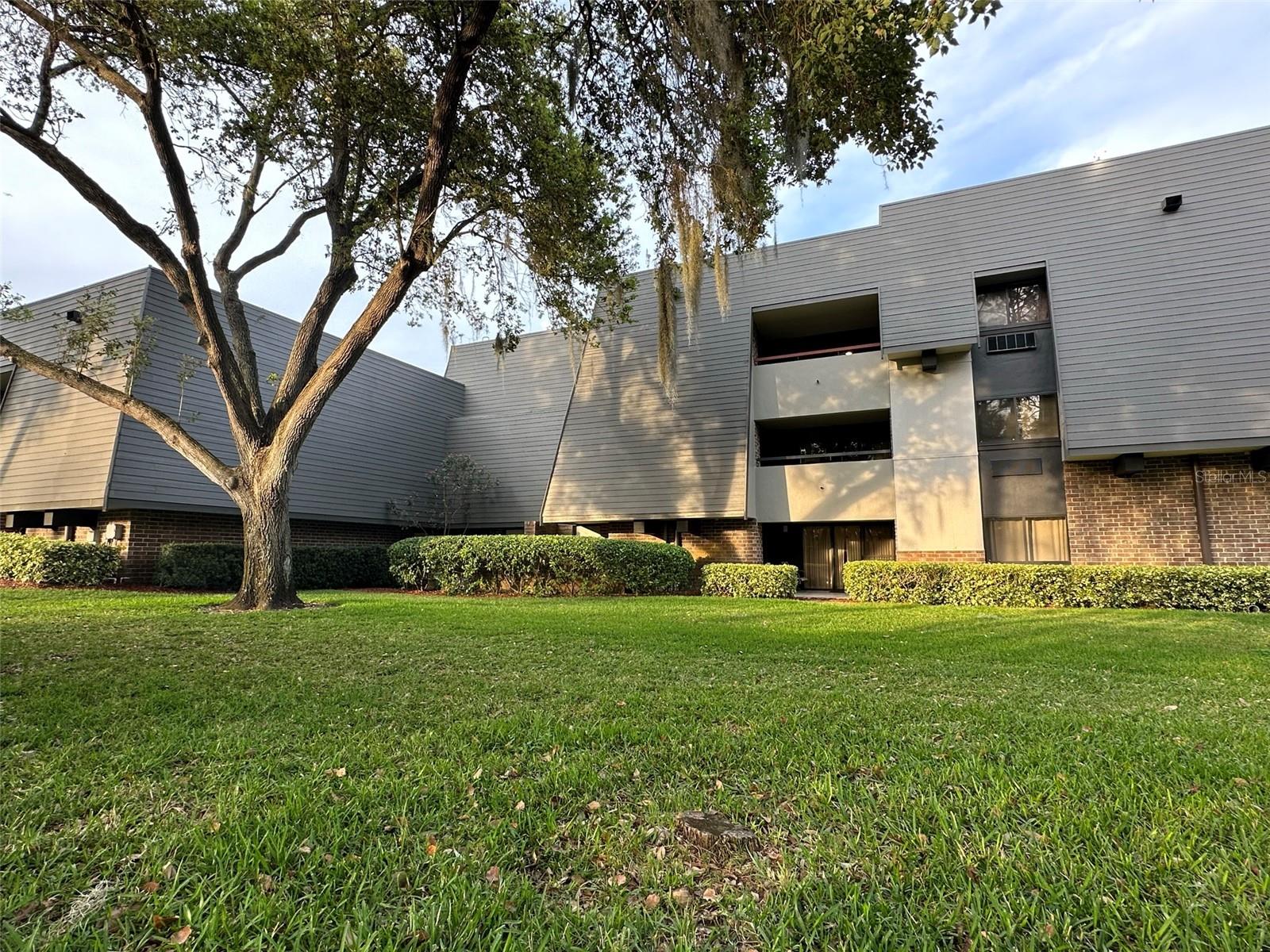 36750 US HIGHWAY 19 N #9-303, PALM HARBOR, FL, 34684