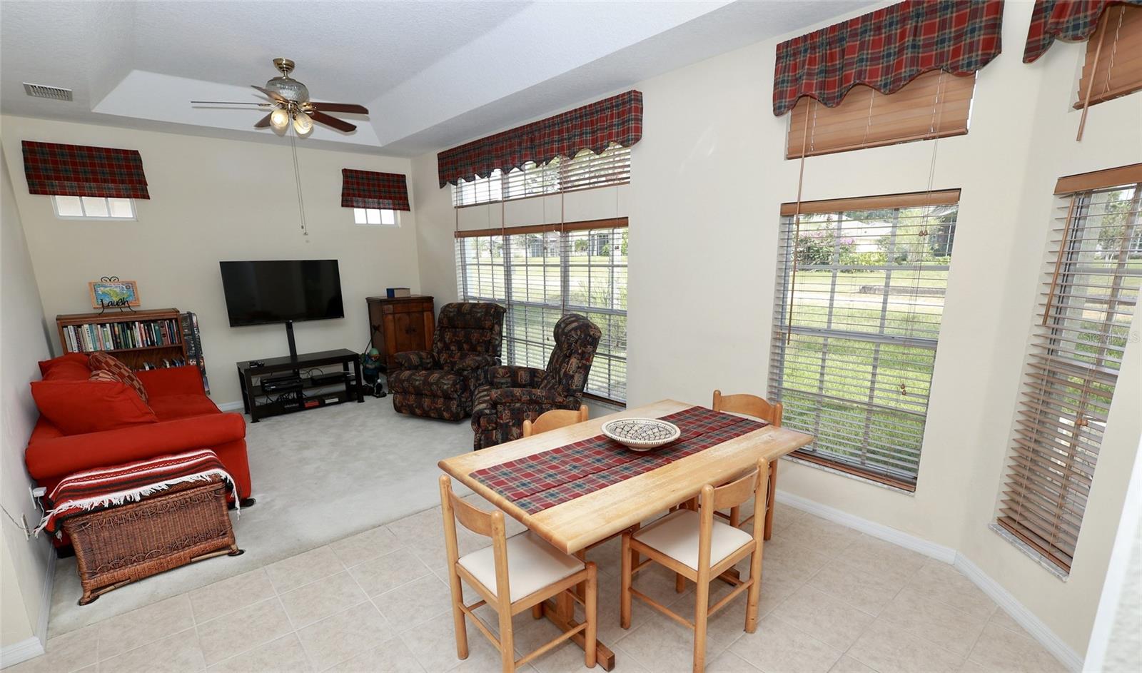 255 ROYAL PALM DR, DAVENPORT, FL, 33837