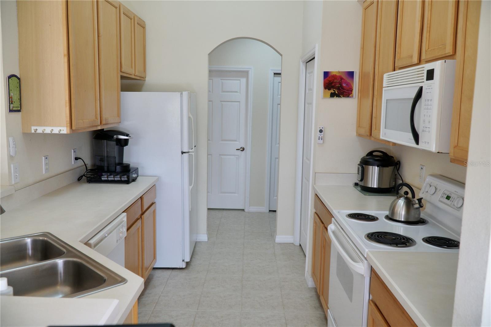 255 ROYAL PALM DR, DAVENPORT, FL, 33837