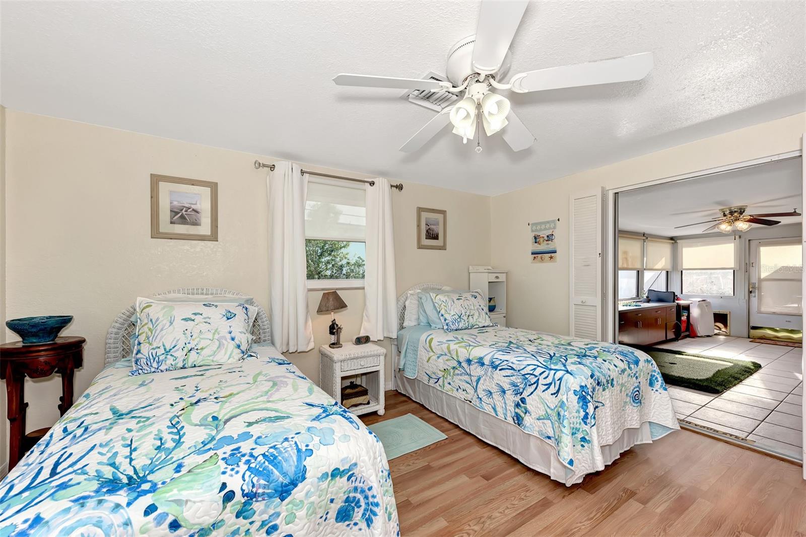 1 CAROLL CIR, ENGLEWOOD, FL, 34223
