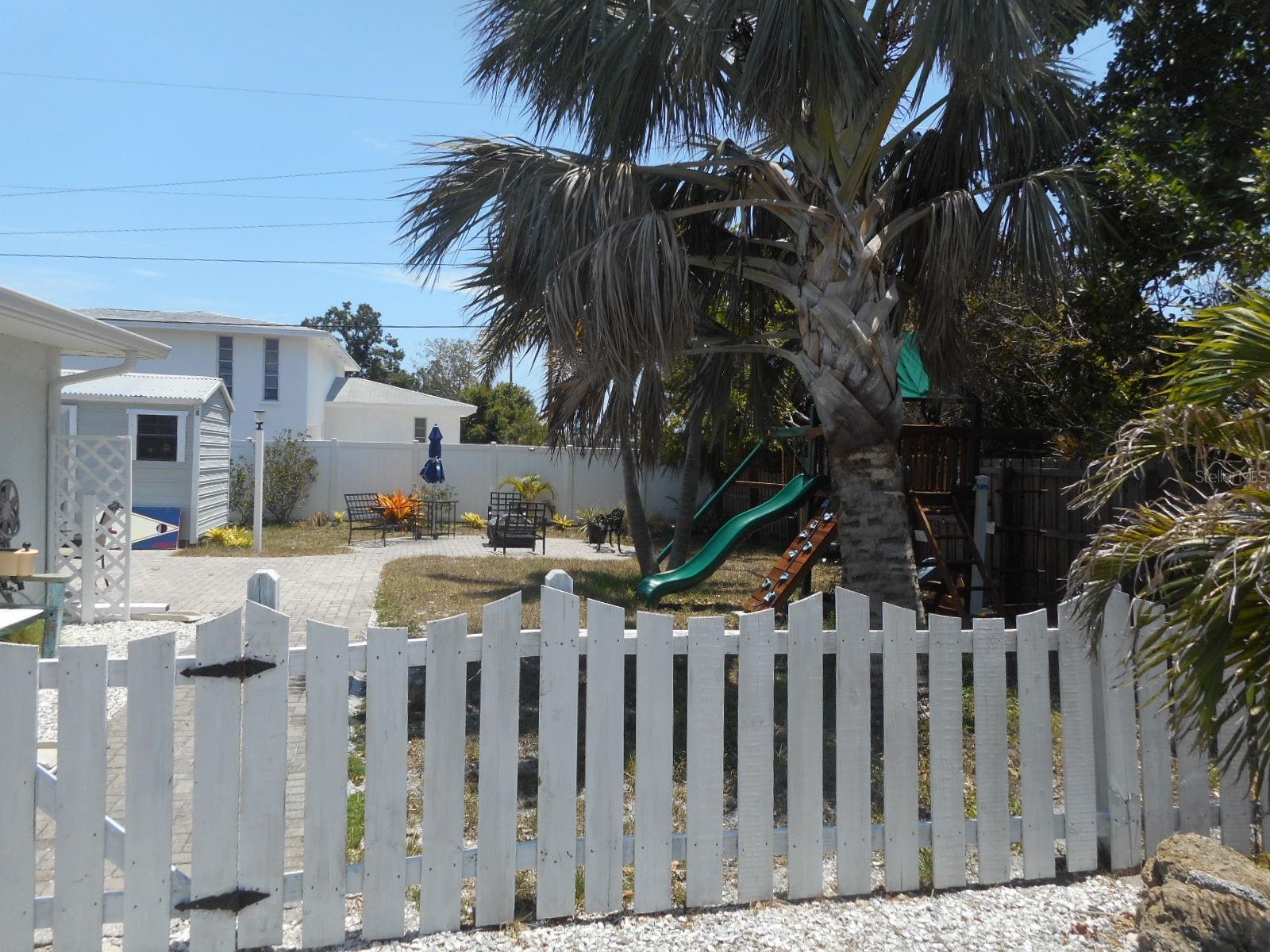 1 CAROLL CIR, ENGLEWOOD, FL, 34223