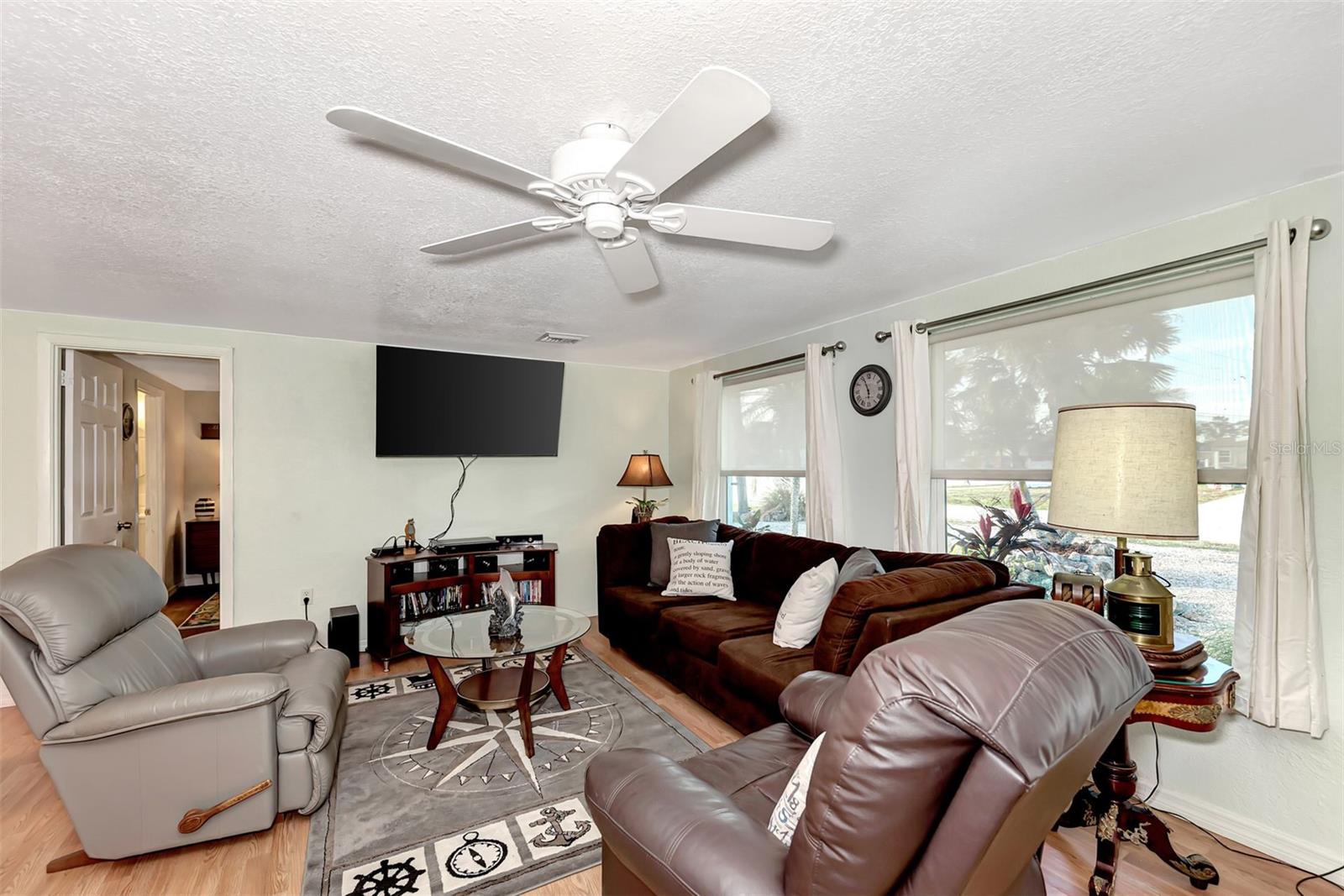 1 CAROLL CIR, ENGLEWOOD, FL, 34223