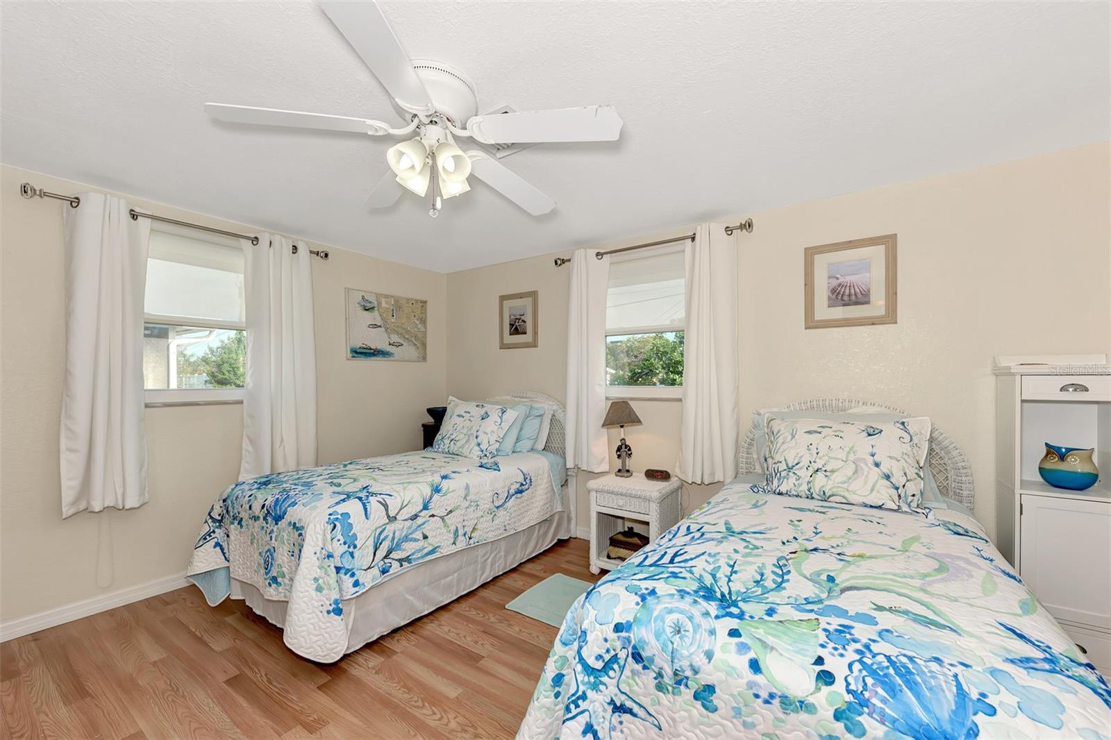 1 CAROLL CIR, ENGLEWOOD, FL, 34223