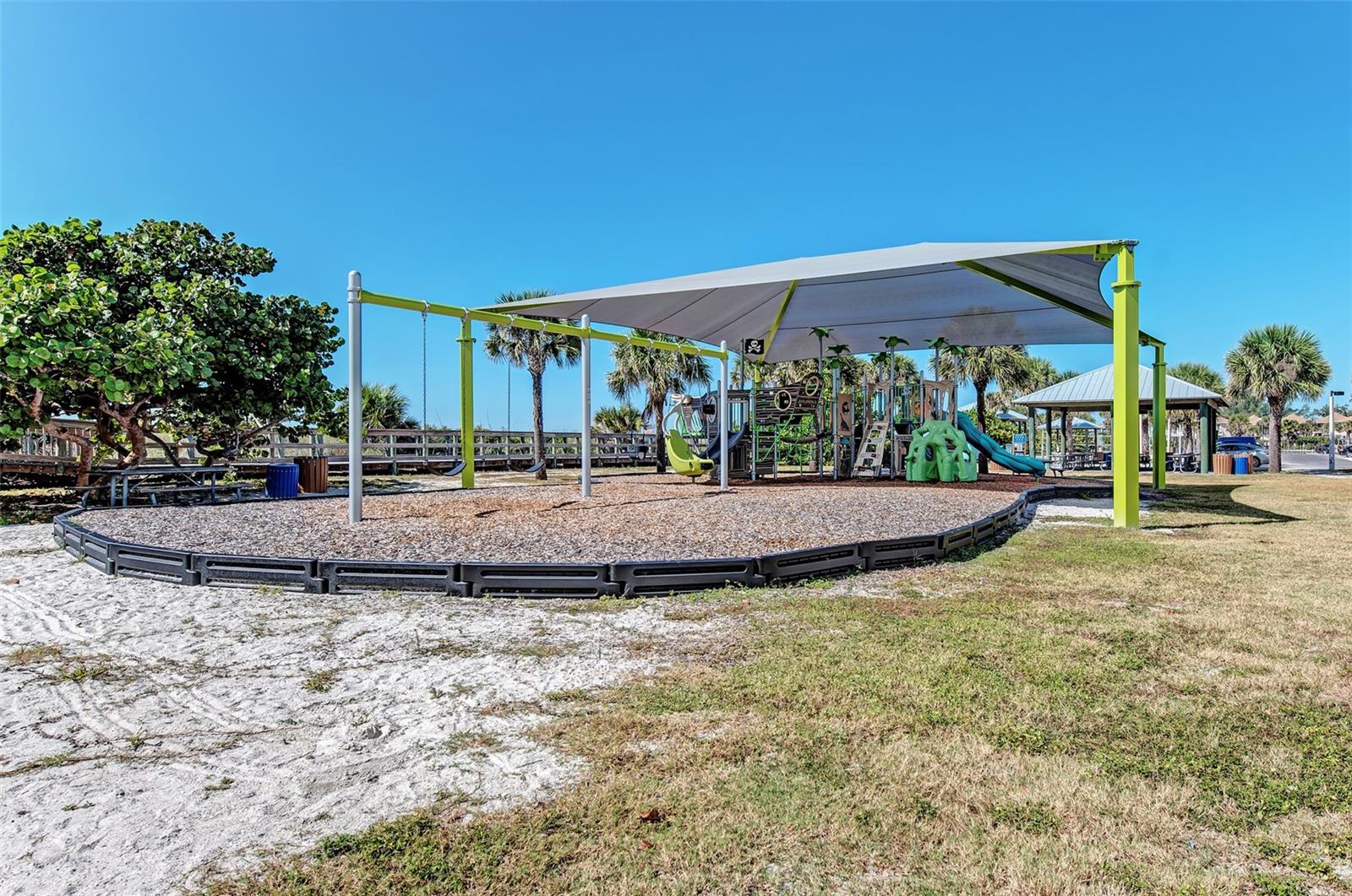 1 CAROLL CIR, ENGLEWOOD, FL, 34223