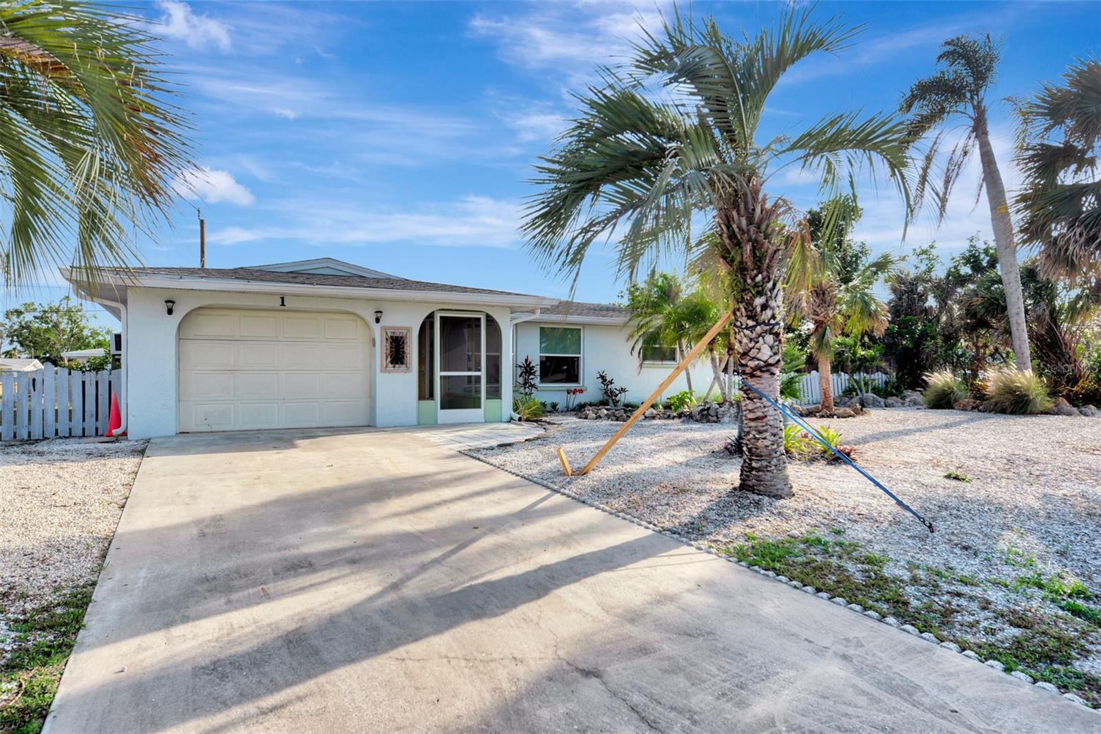 1 CAROLL CIR, ENGLEWOOD, FL, 34223