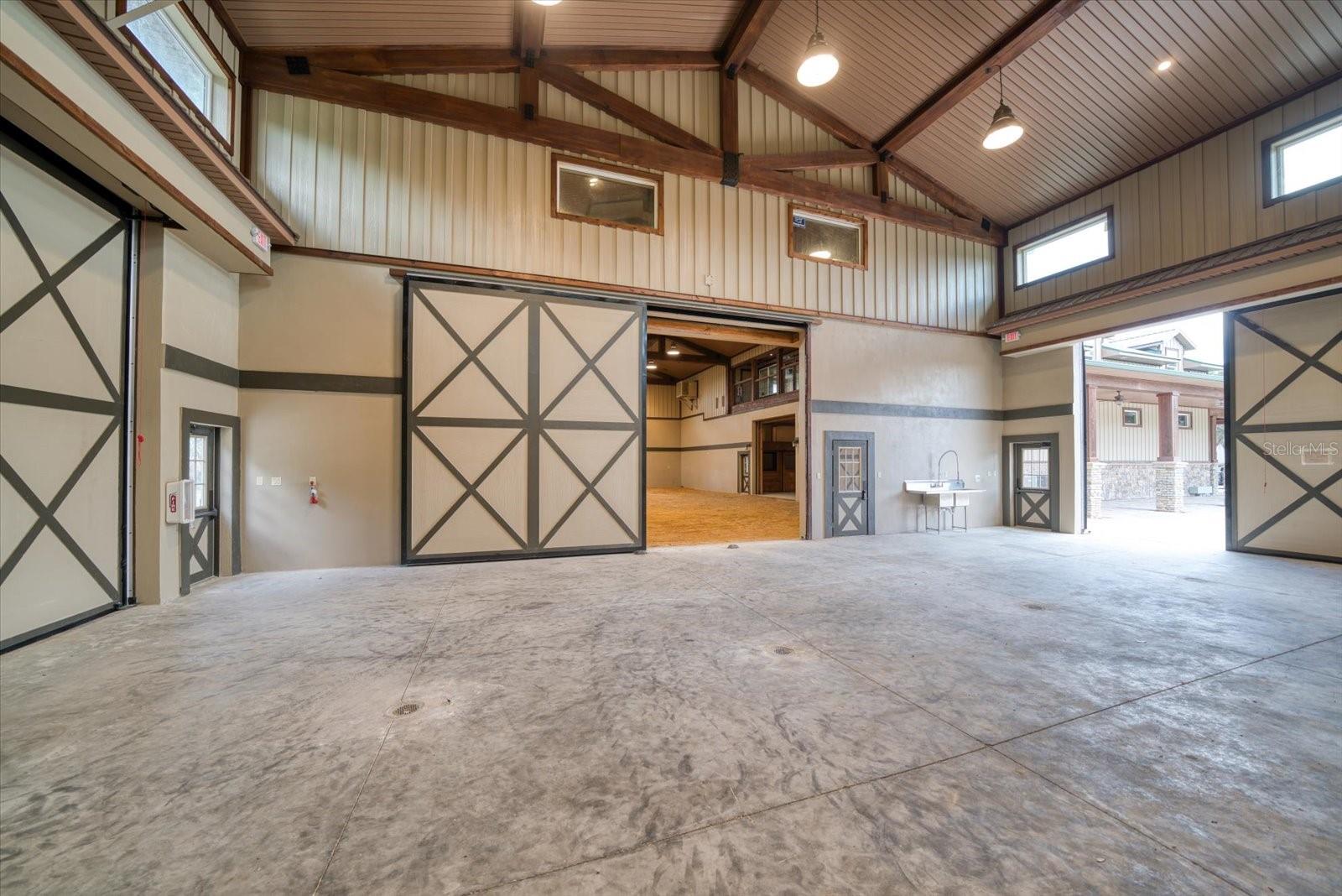 13026 S COUNTY ROAD 39 HWY, LITHIA, FL, 33547