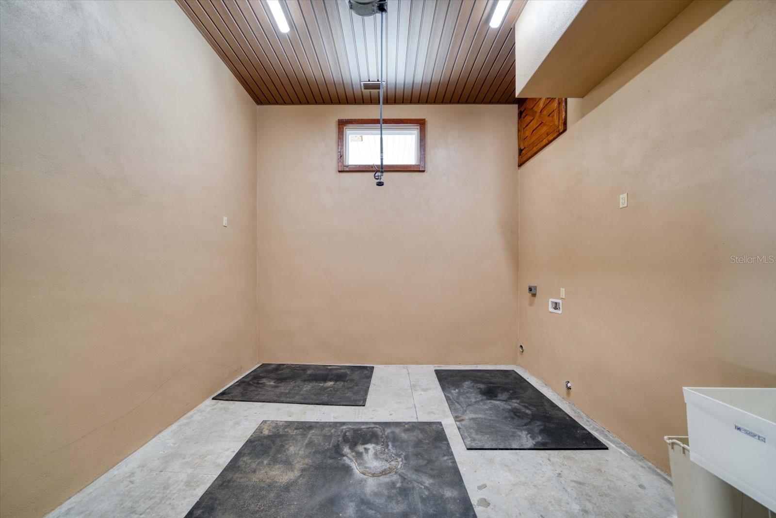 13026 S COUNTY ROAD 39 HWY, LITHIA, FL, 33547