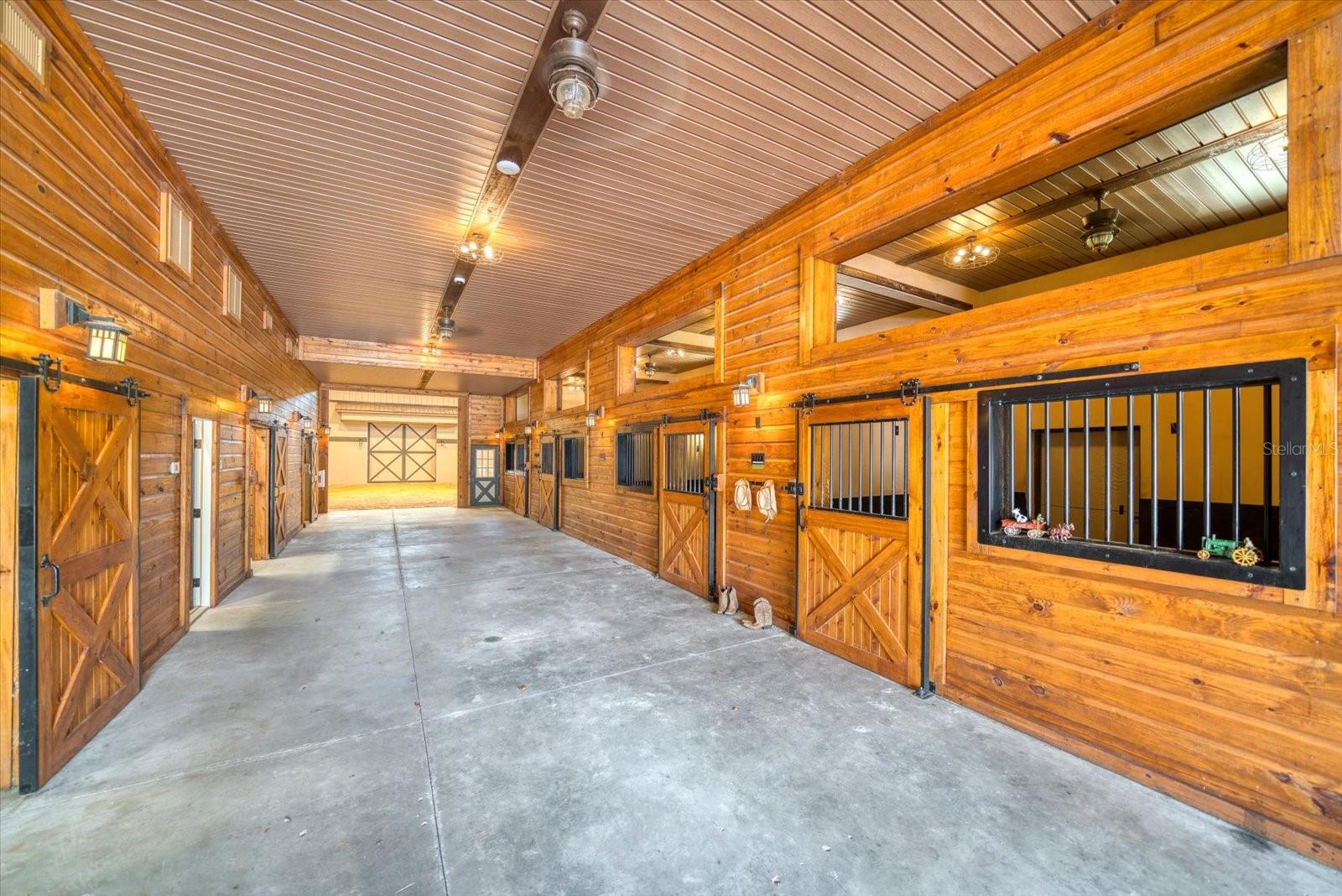 13026 S COUNTY ROAD 39 HWY, LITHIA, FL, 33547