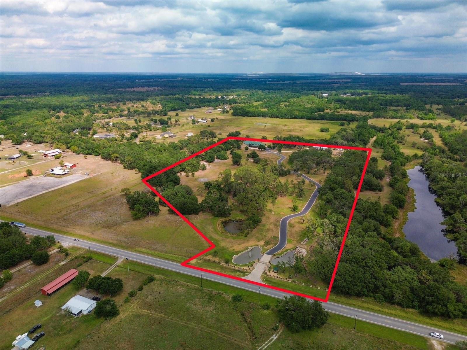 13026 S COUNTY ROAD 39 HWY, LITHIA, FL, 33547