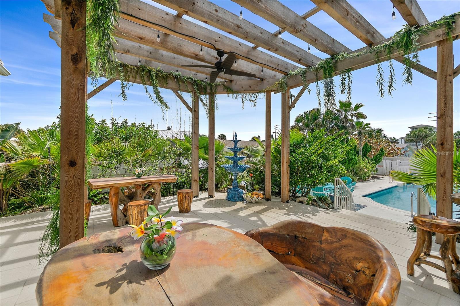 1104 S OCEAN SHORE BLVD, FLAGLER BEACH, FL, 32136