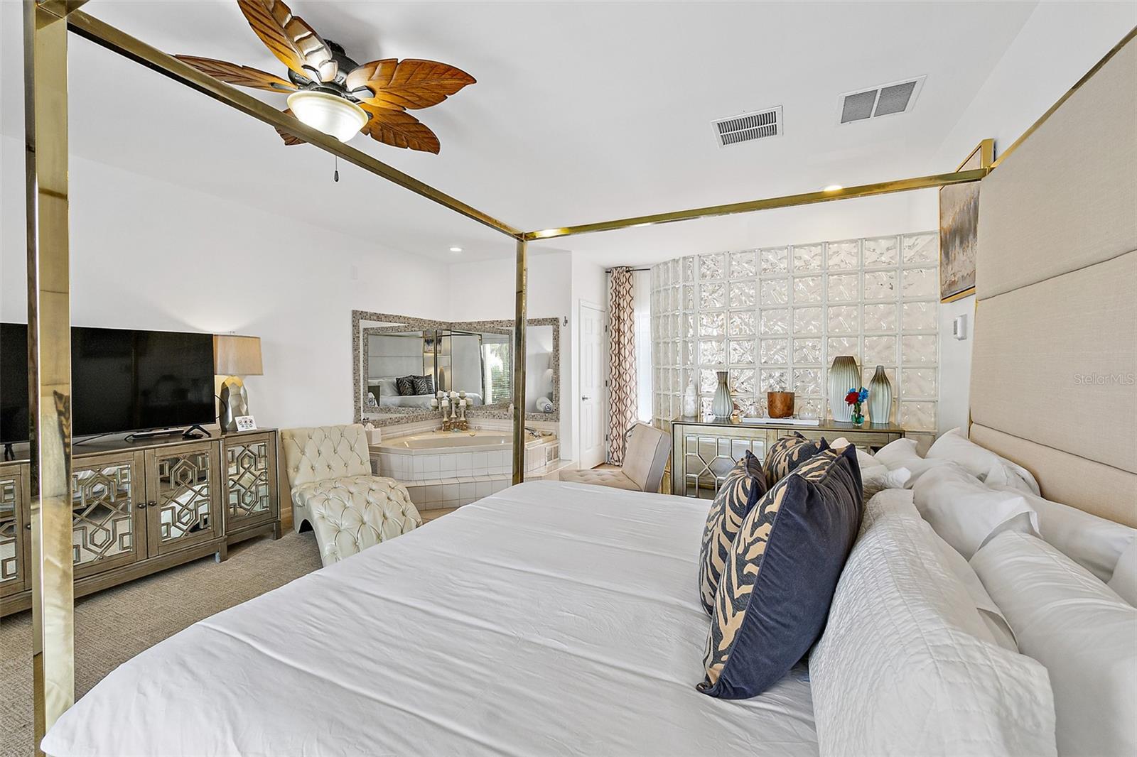 1104 S OCEAN SHORE BLVD, FLAGLER BEACH, FL, 32136