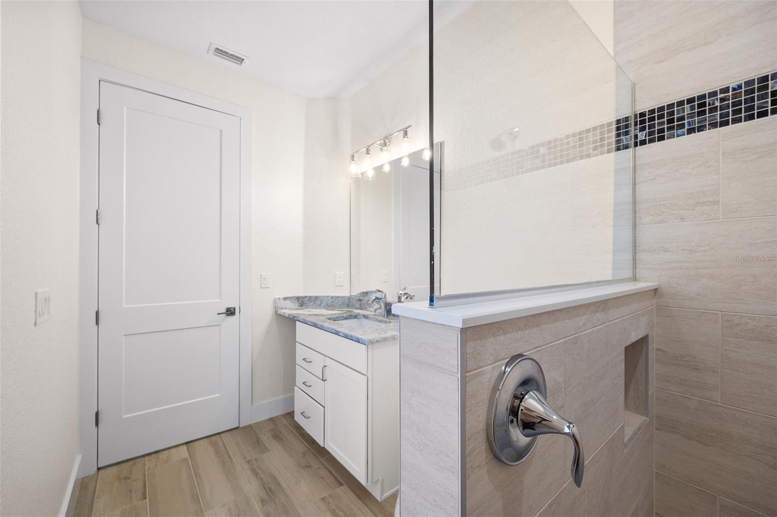 9437 GALAXIE CIR, PORT CHARLOTTE, FL, 33981