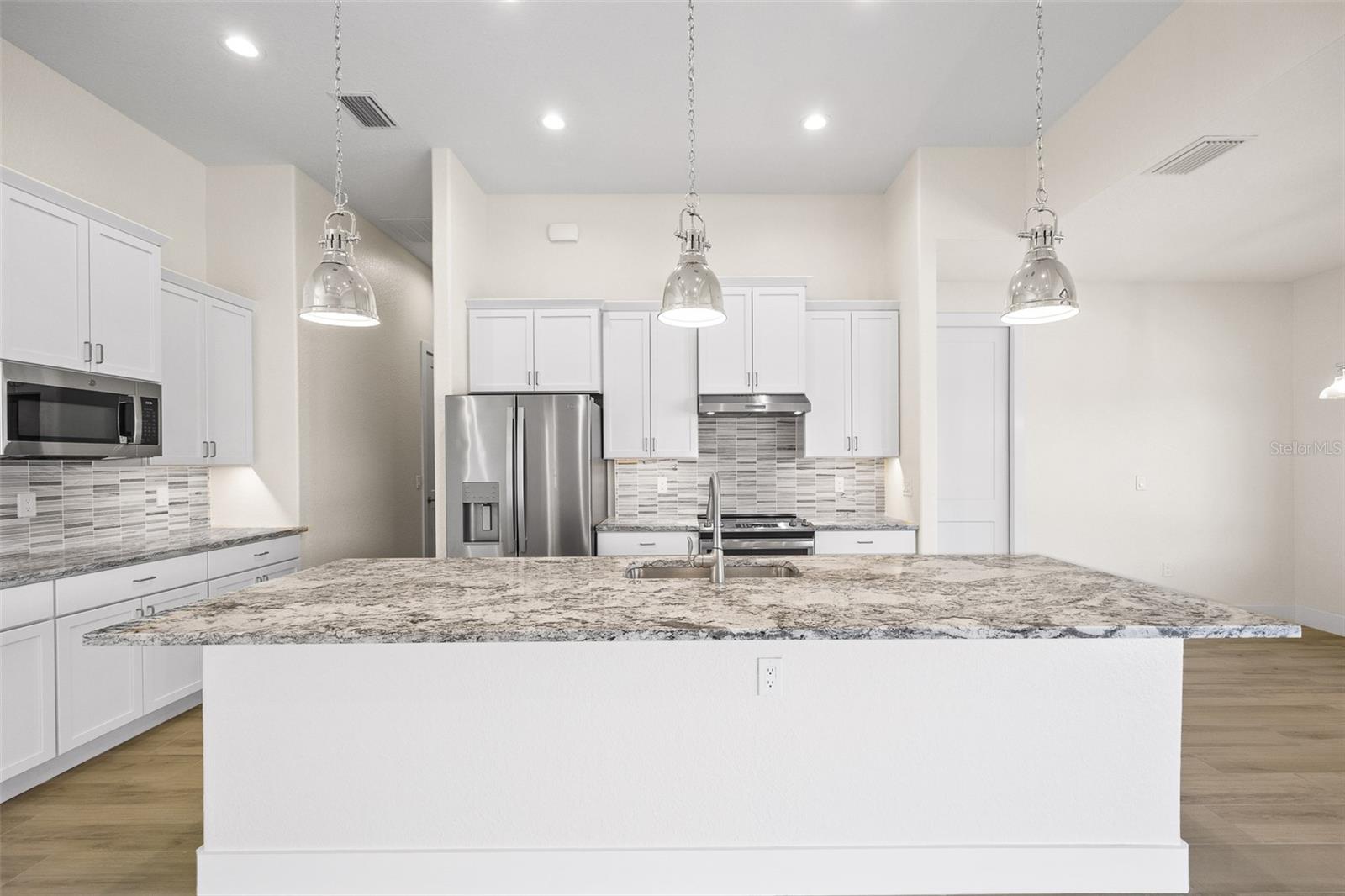 9437 GALAXIE CIR, PORT CHARLOTTE, FL, 33981