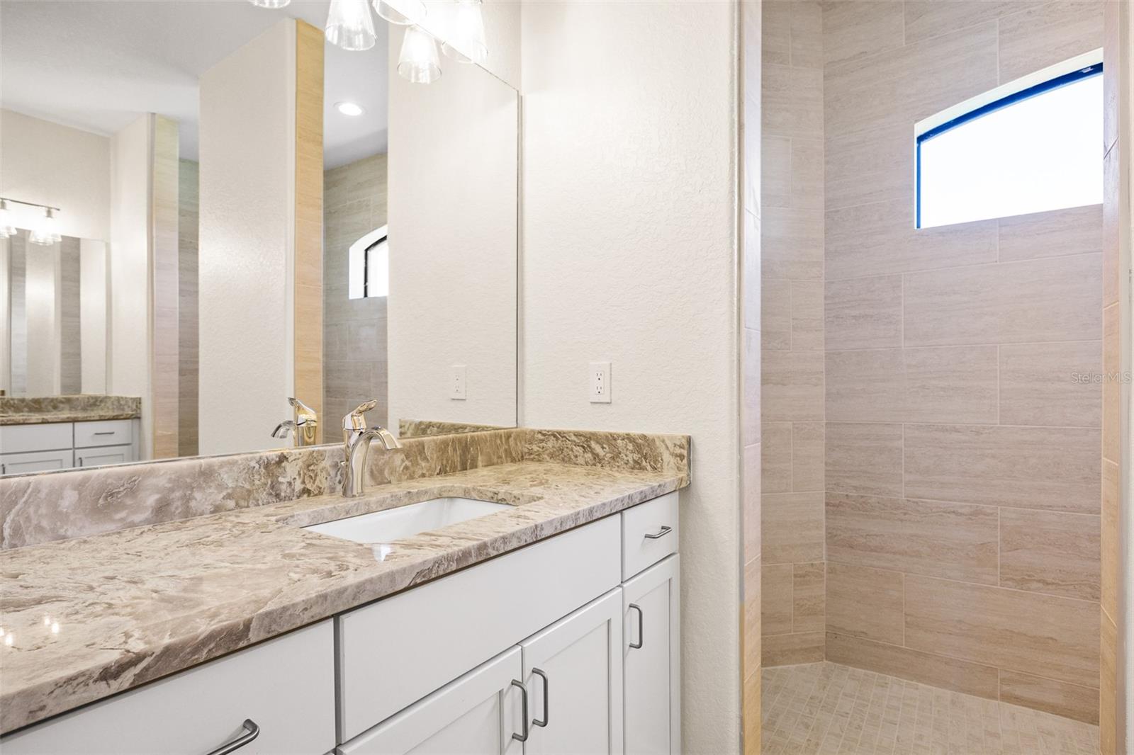 9437 GALAXIE CIR, PORT CHARLOTTE, FL, 33981