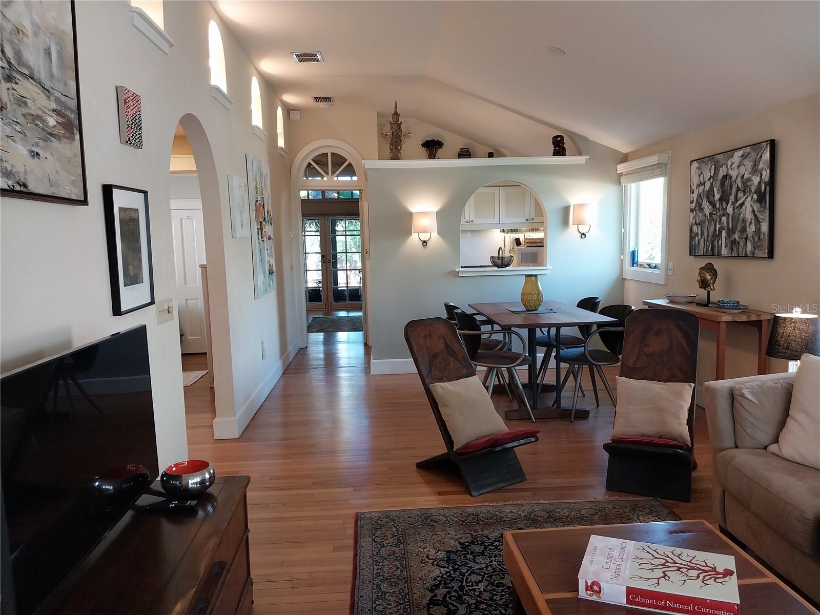 524 COLUMBIA CT, SARASOTA, FL, 34236