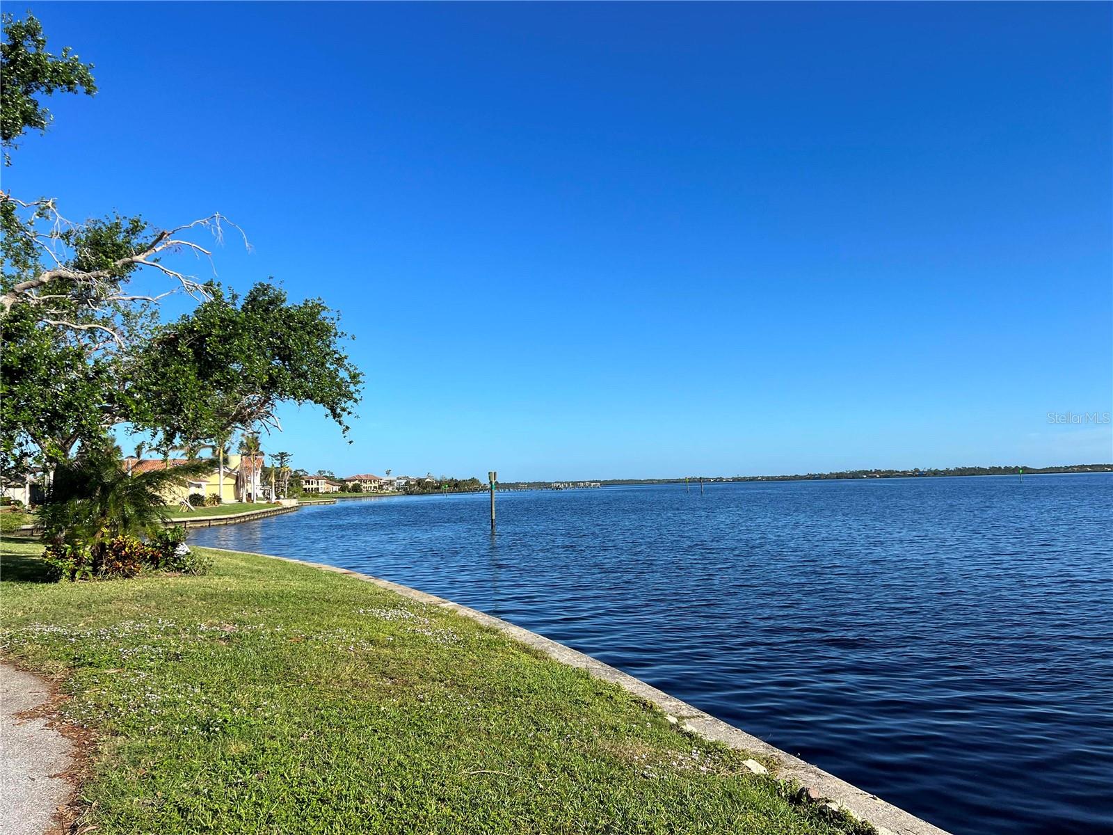 3552 DWIGHT ST, PORT CHARLOTTE, FL, 33981