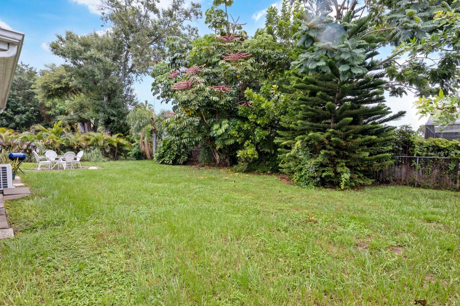 3217 MCINTOSH RD #B, SARASOTA, FL, 34232