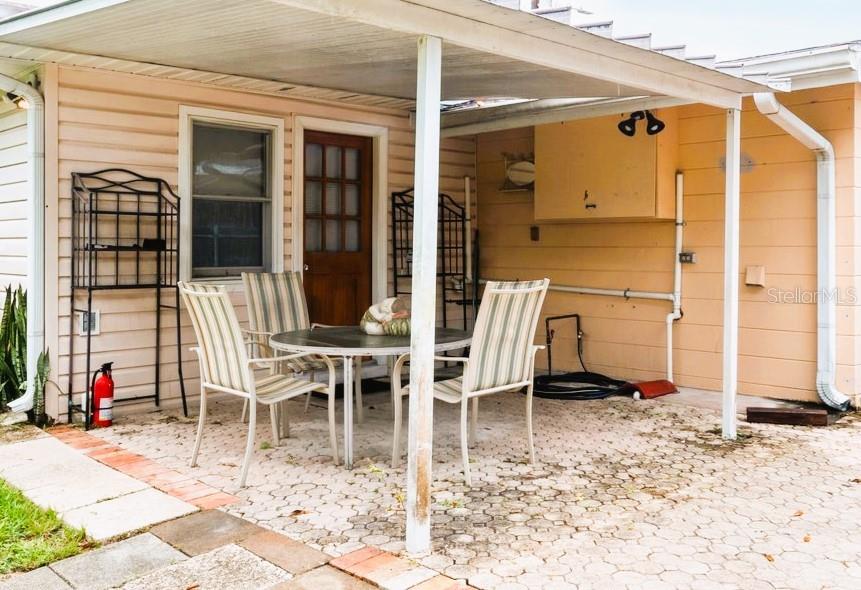 3217 MCINTOSH RD #B, SARASOTA, FL, 34232