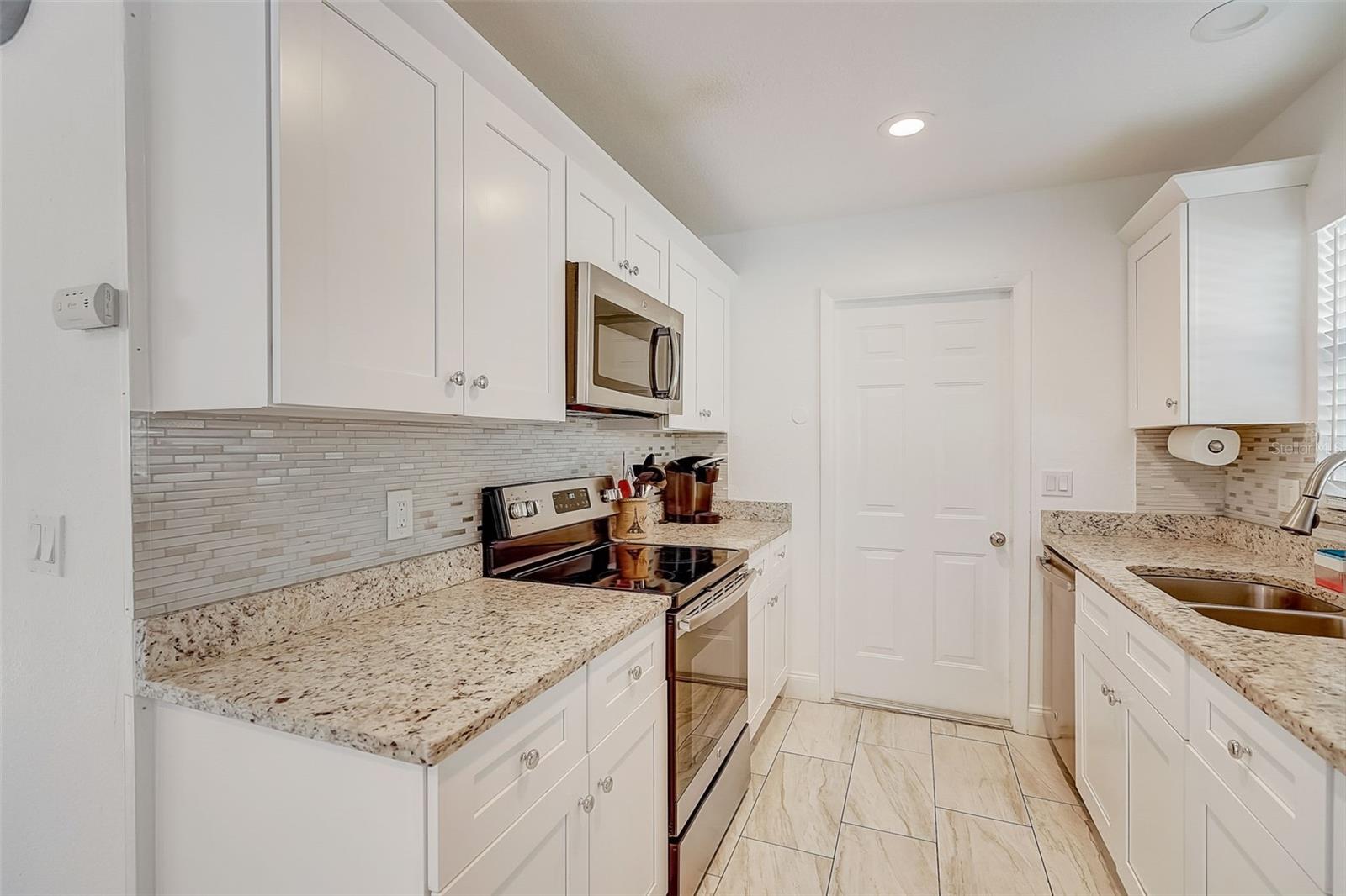 626 S OSPREY AVE, SARASOTA, FL, 34236