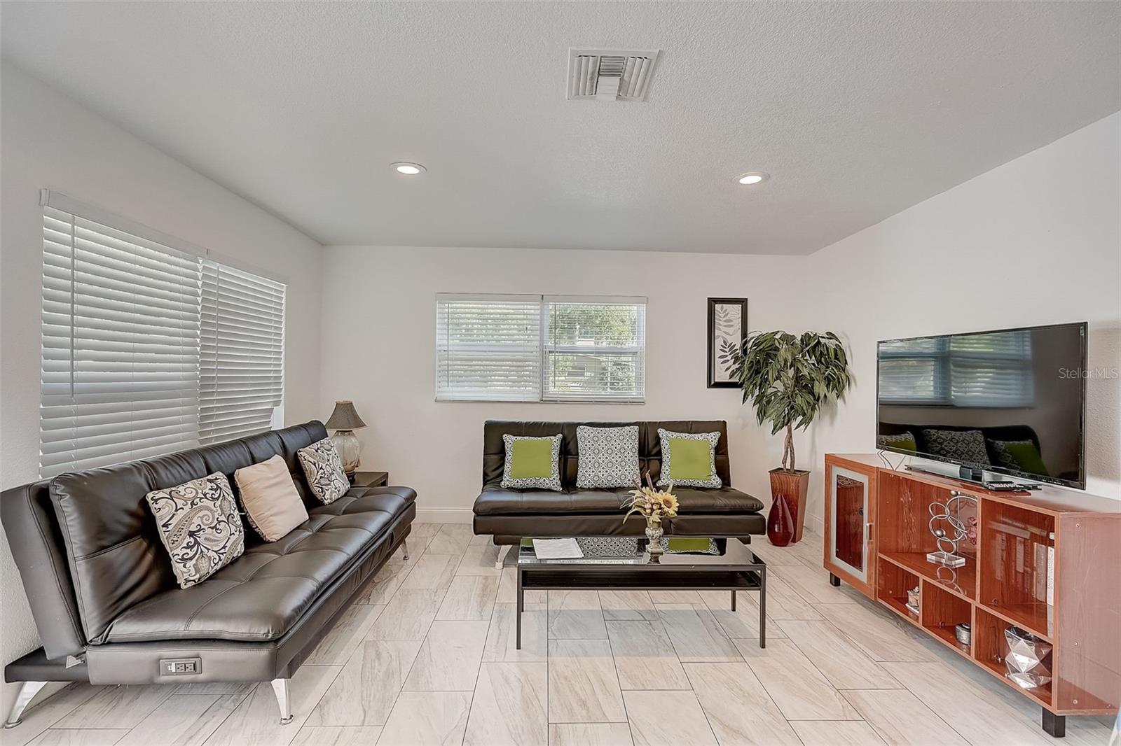 626 S OSPREY AVE, SARASOTA, FL, 34236