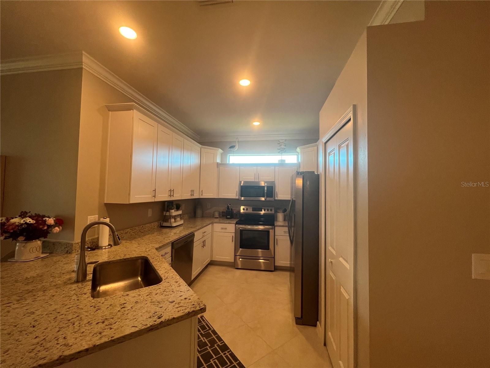 2040 MACKEREL ST, PORT CHARLOTTE, FL, 33953