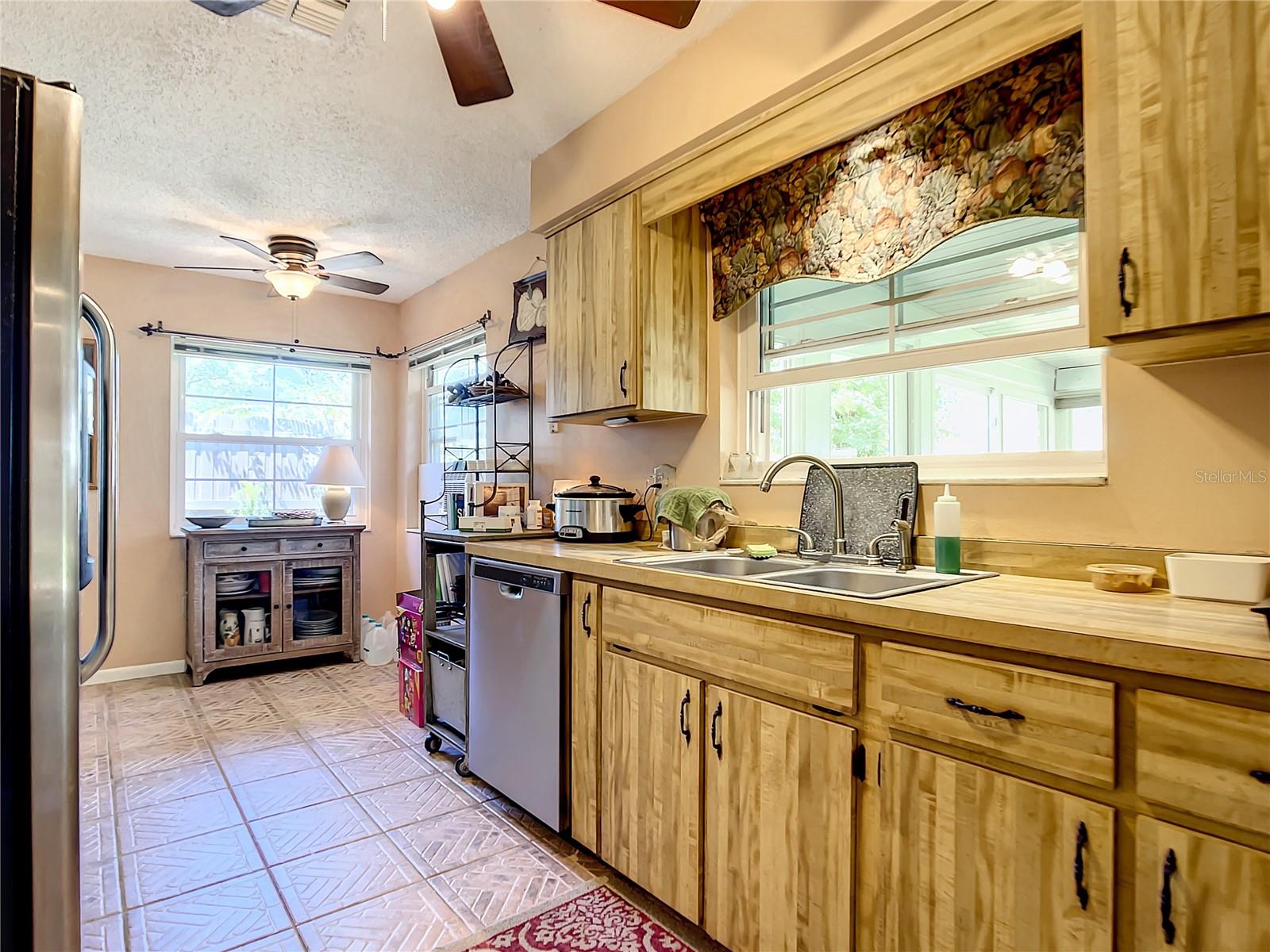 966 N RONALD REAGAN BLVD, LONGWOOD, FL, 32750