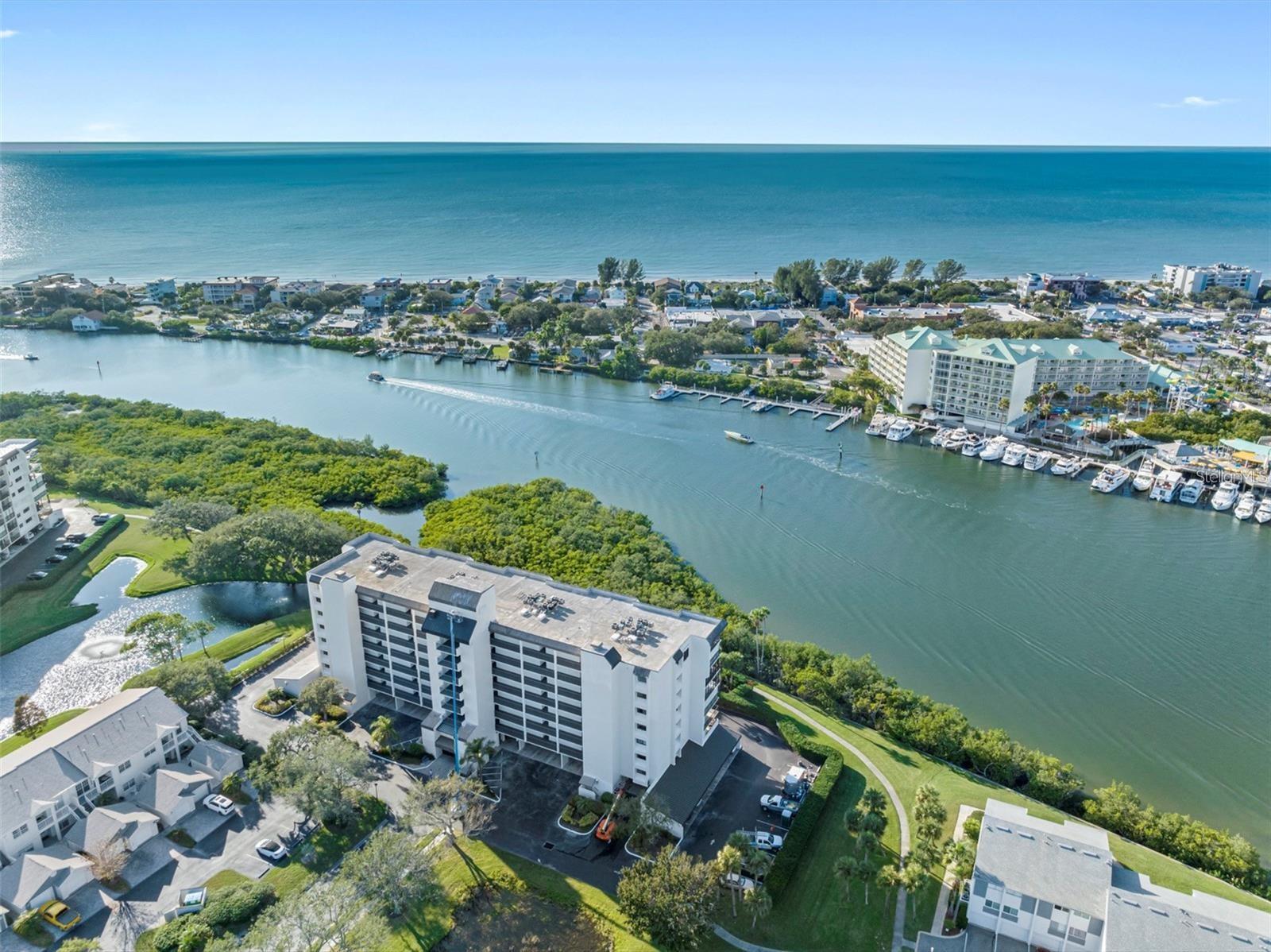 11730 SHIPWATCH DR #305, LARGO, FL, 33774