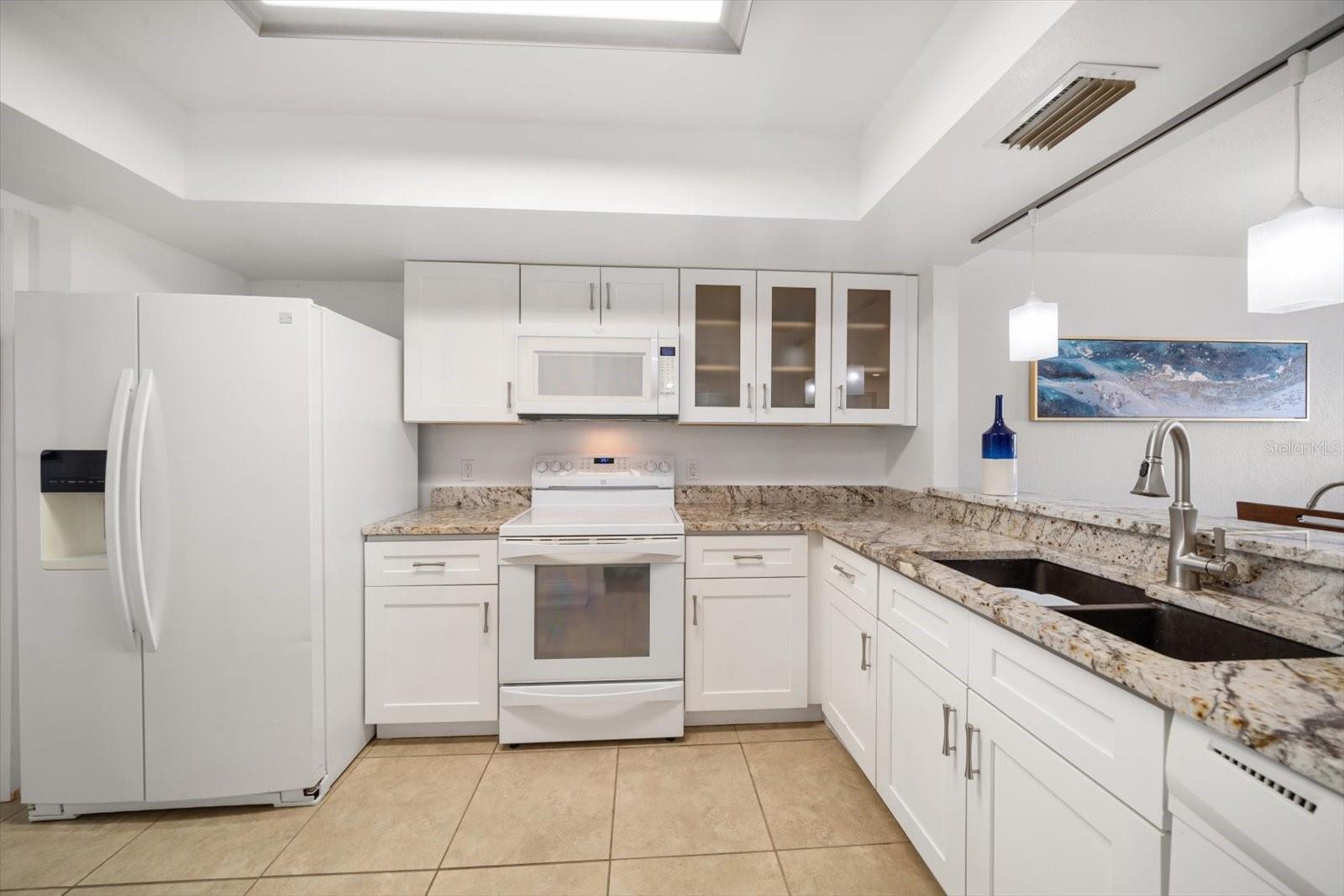 11730 SHIPWATCH DR #305, LARGO, FL, 33774