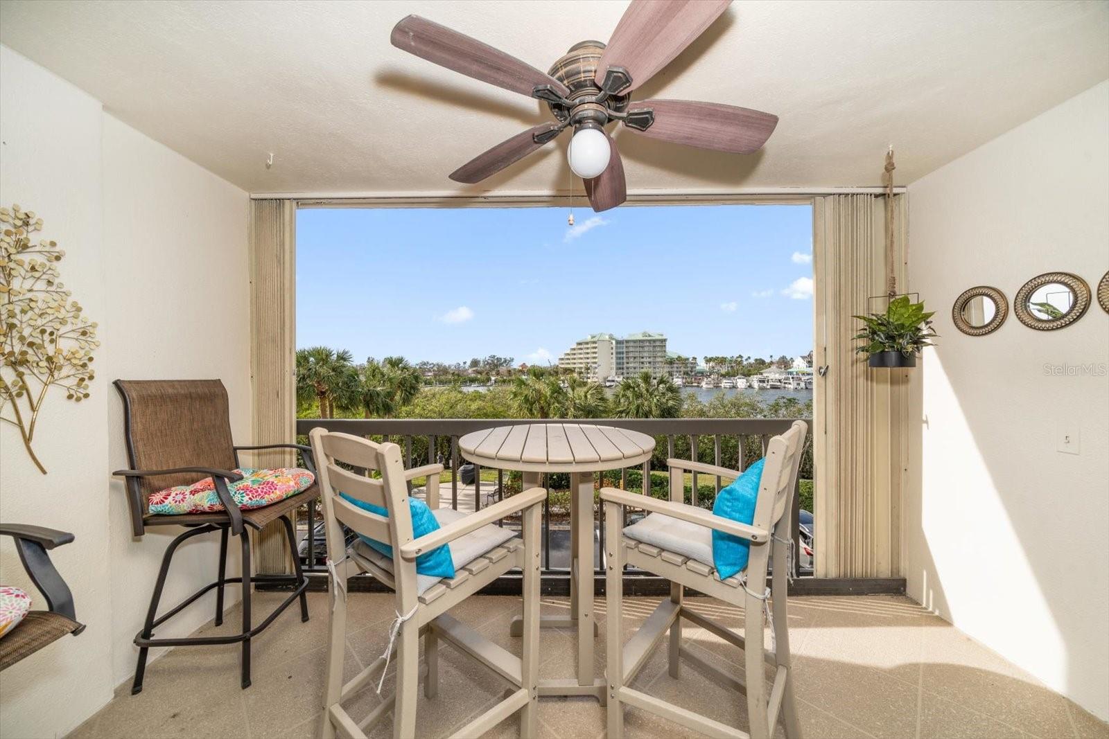 11730 SHIPWATCH DR #305, LARGO, FL, 33774