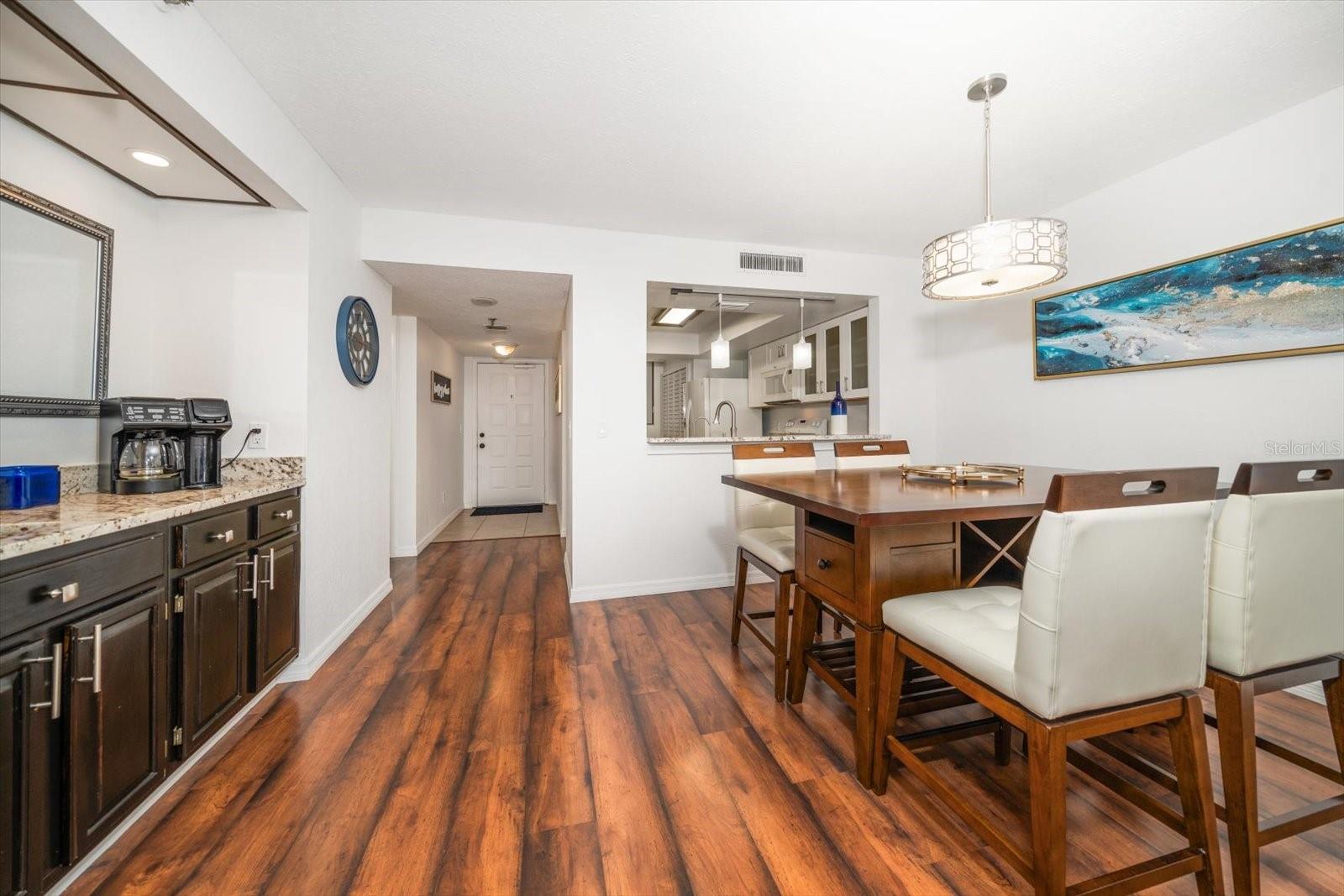 11730 SHIPWATCH DR #305, LARGO, FL, 33774