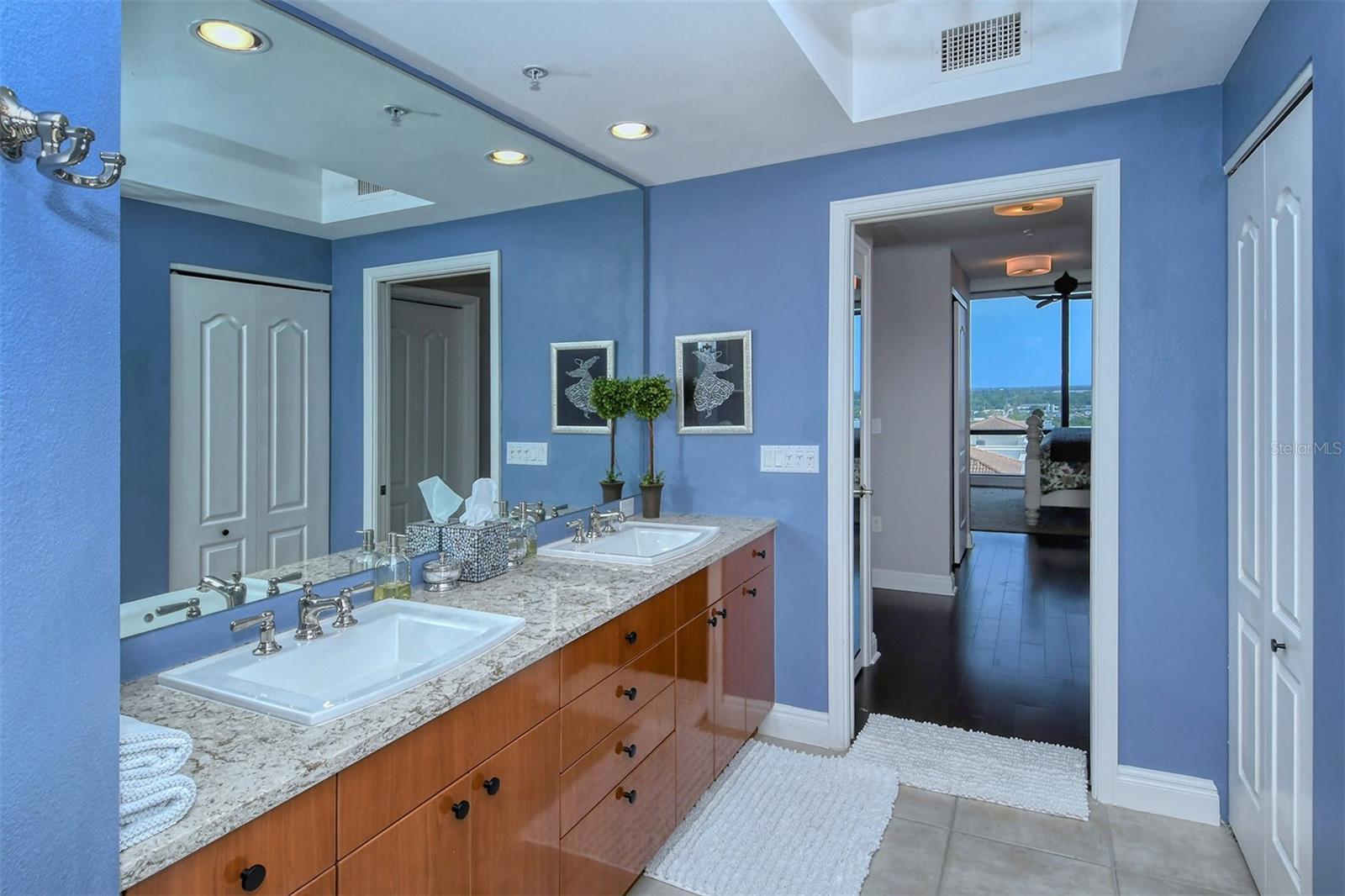 50 CENTRAL AVE #14B, SARASOTA, FL, 34236