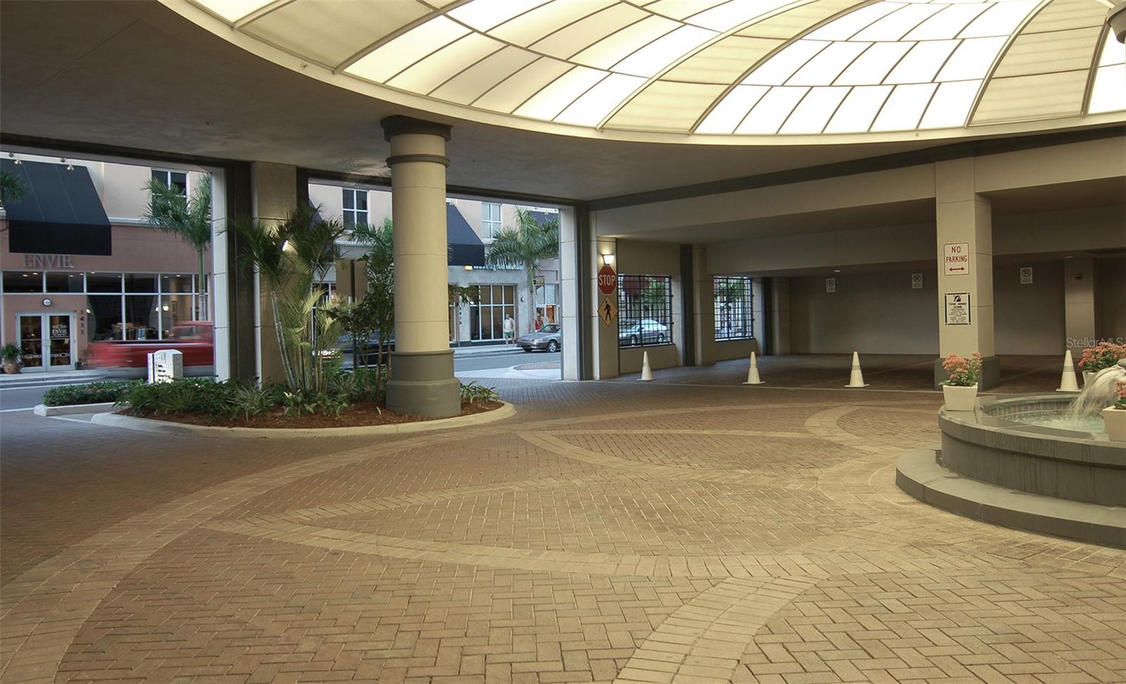 50 CENTRAL AVE #14B, SARASOTA, FL, 34236