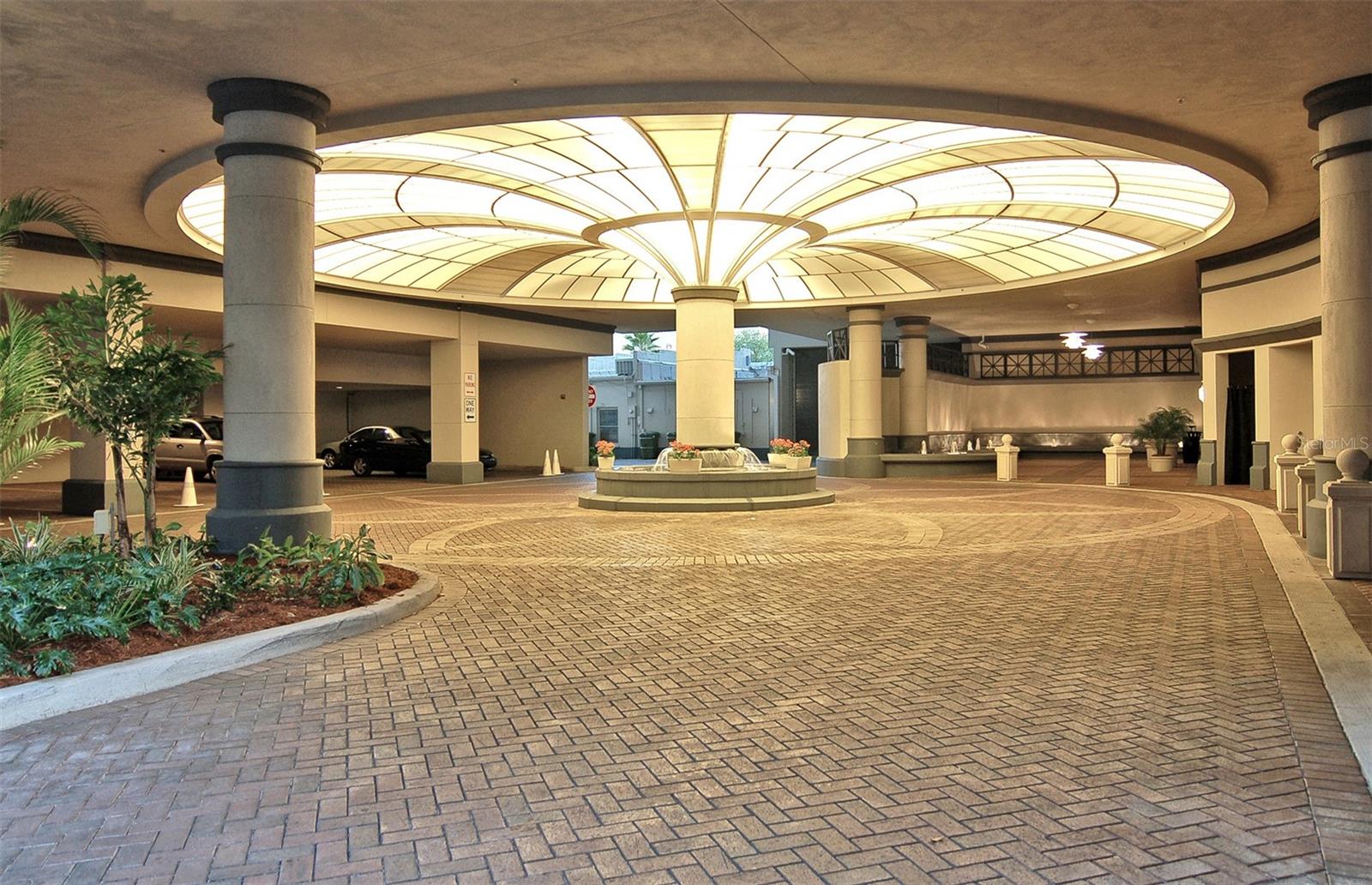 50 CENTRAL AVE #14B, SARASOTA, FL, 34236