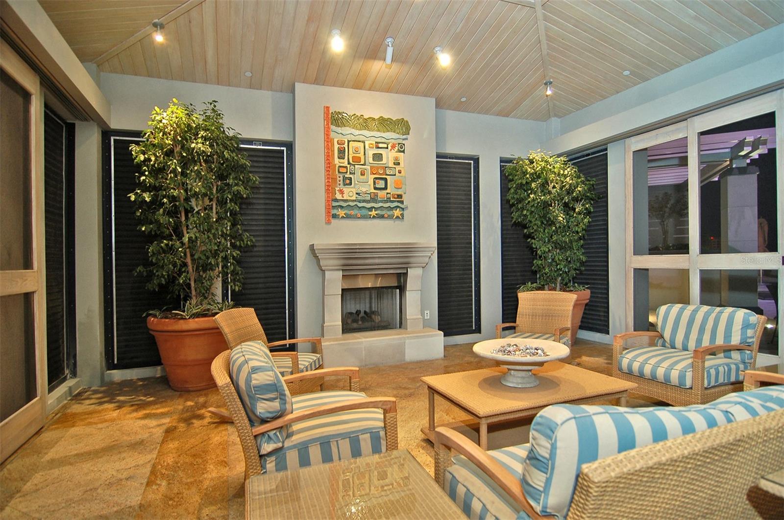 50 CENTRAL AVE #14B, SARASOTA, FL, 34236