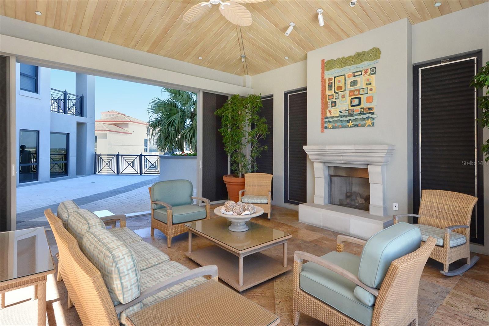 50 CENTRAL AVE #14B, SARASOTA, FL, 34236