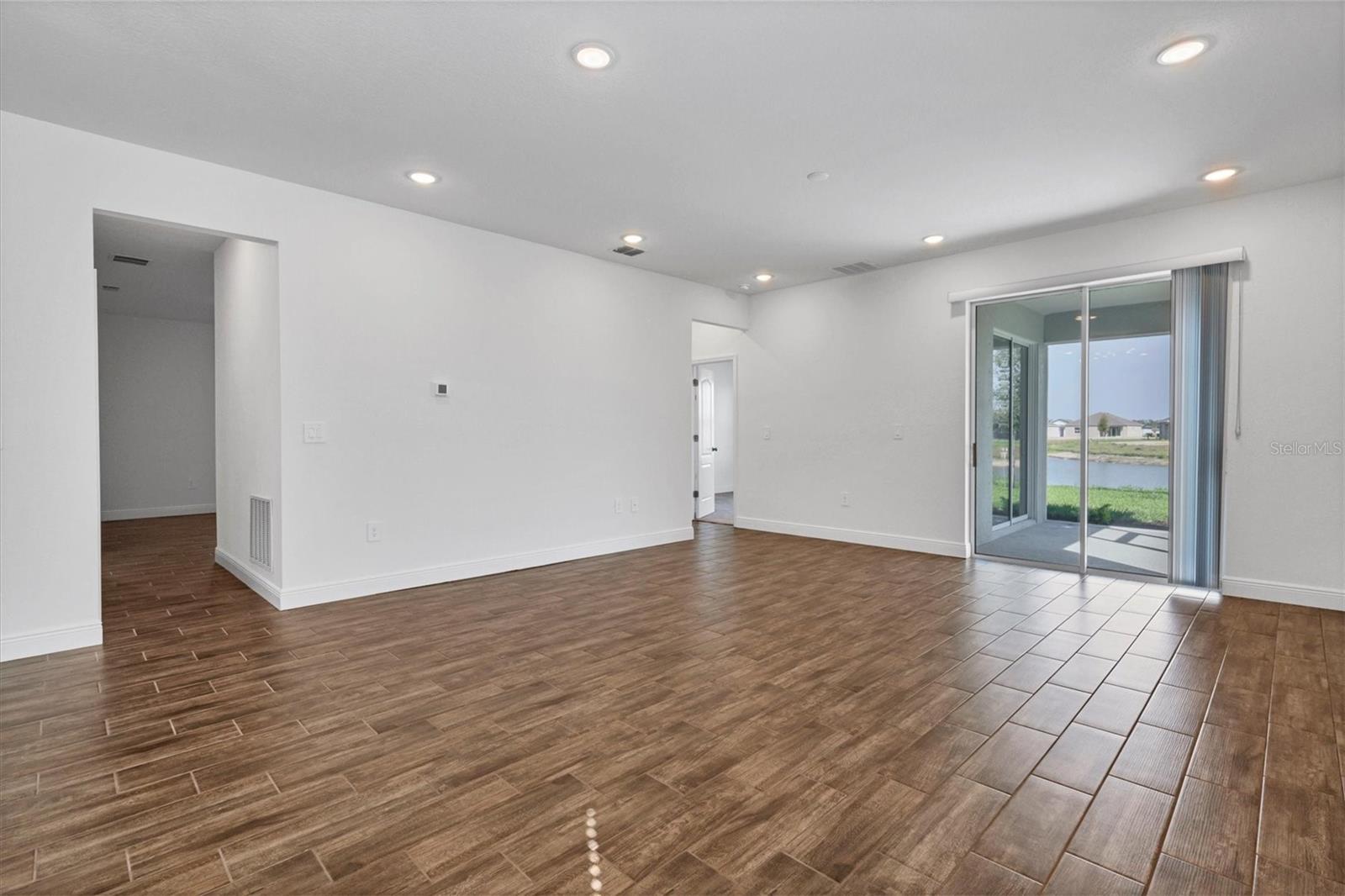 16824 CANOPY GARDEN DR, PORT CHARLOTTE, FL, 33953