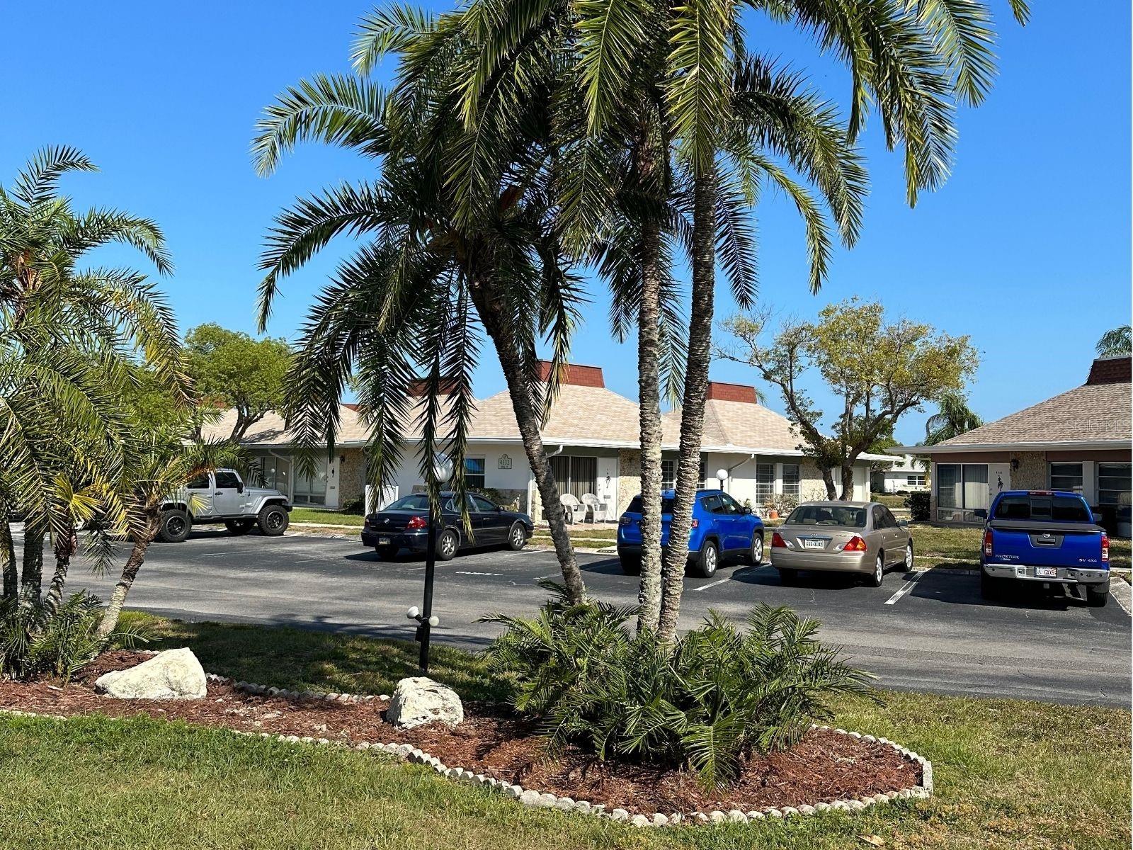 4329 TAHITIAN GARDENS CIR #B, HOLIDAY, FL, 34691